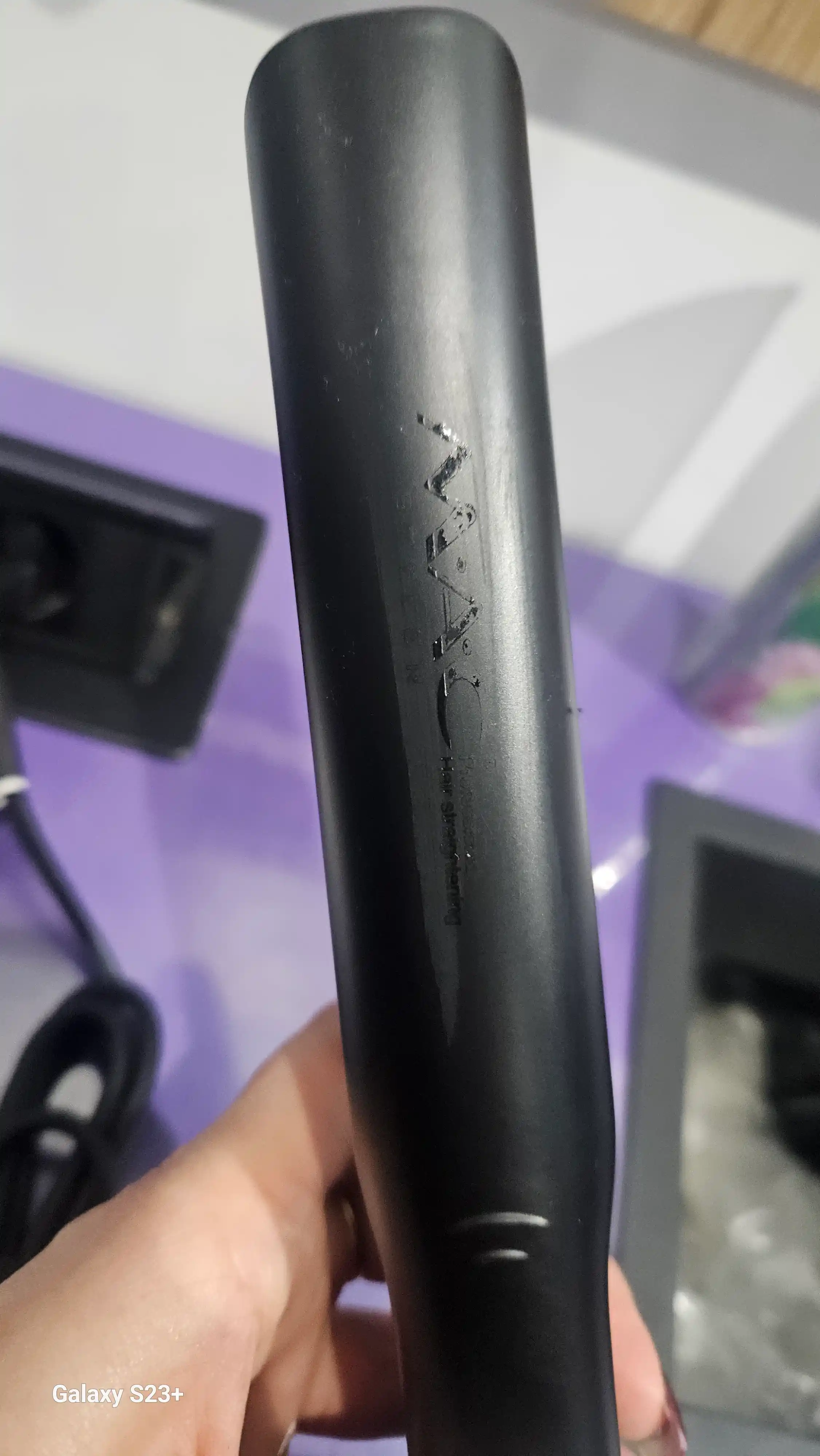 MAC professional soch tekkislovchi dazmollar