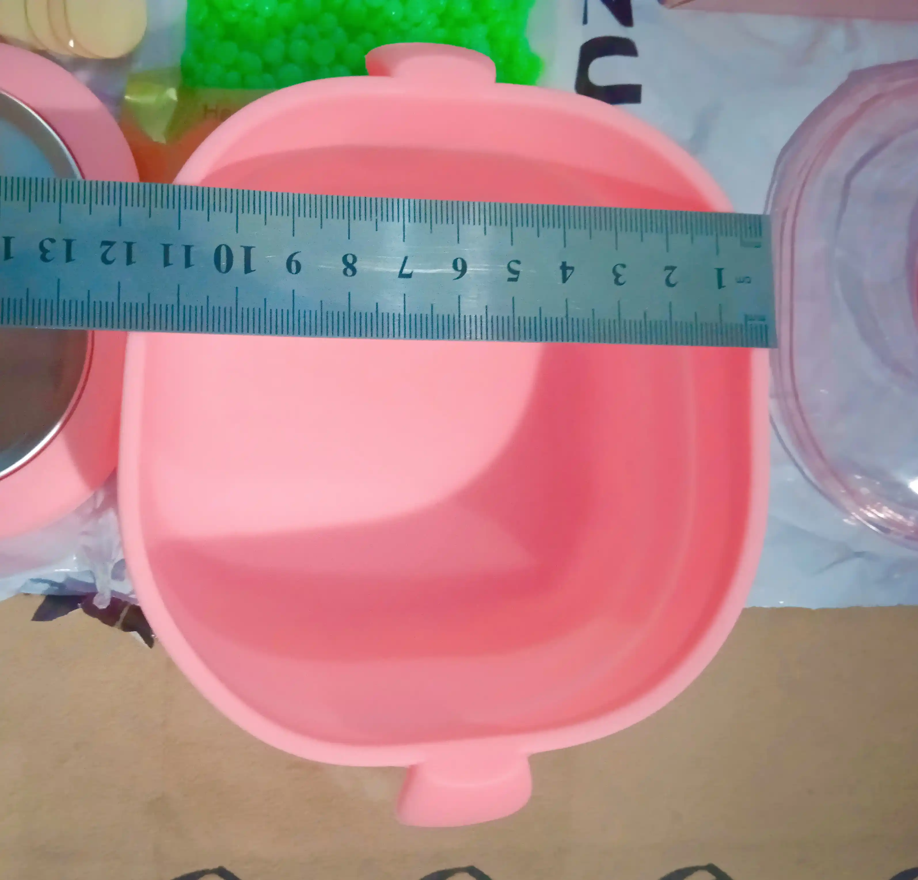 Depilatsiya to'plami, silikon qozon, granullangan mum 100 g, shpatelar 10 dona, qo'lqop sovg'a