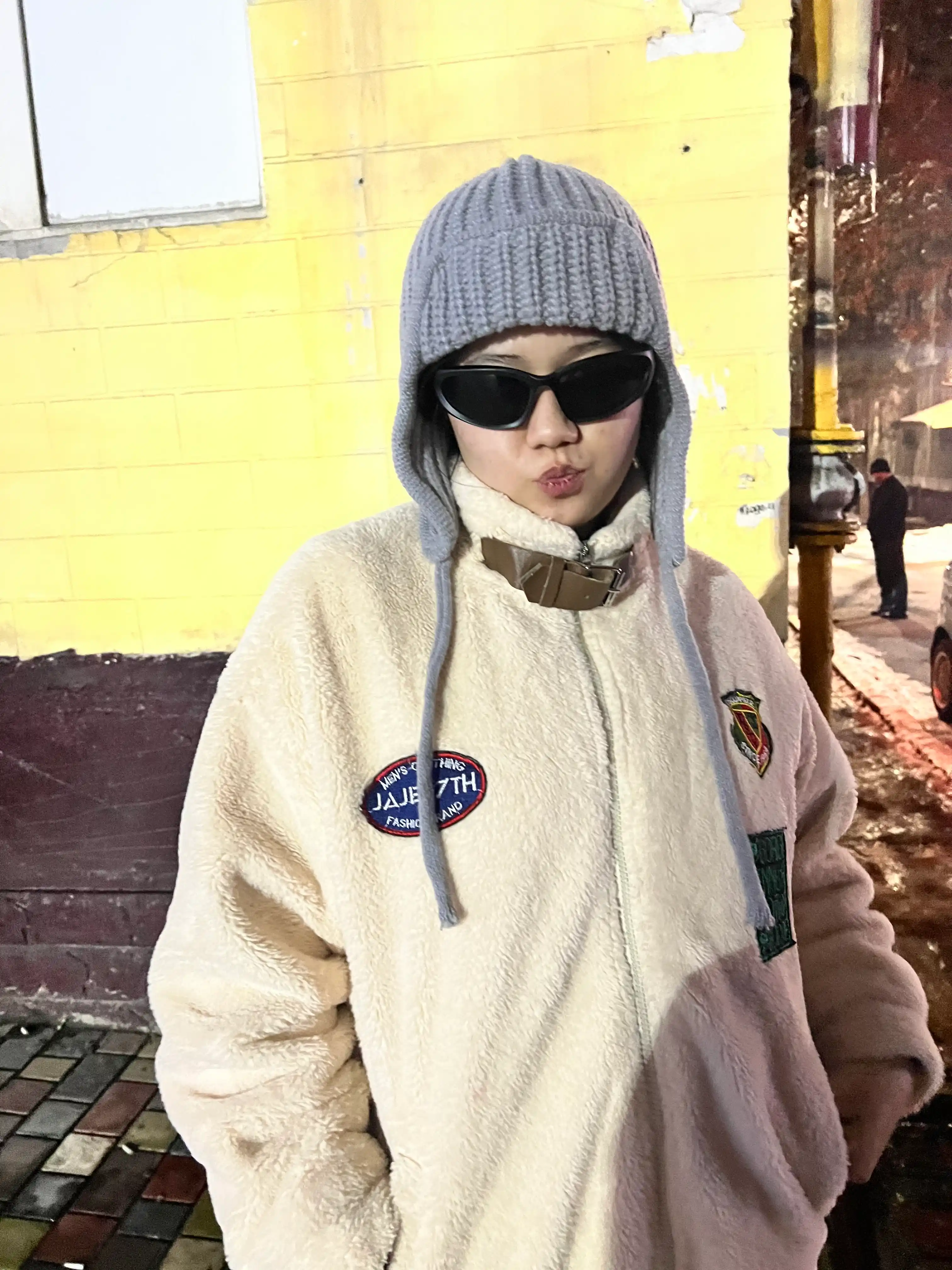 Зимняя шапка для женщин и девушек