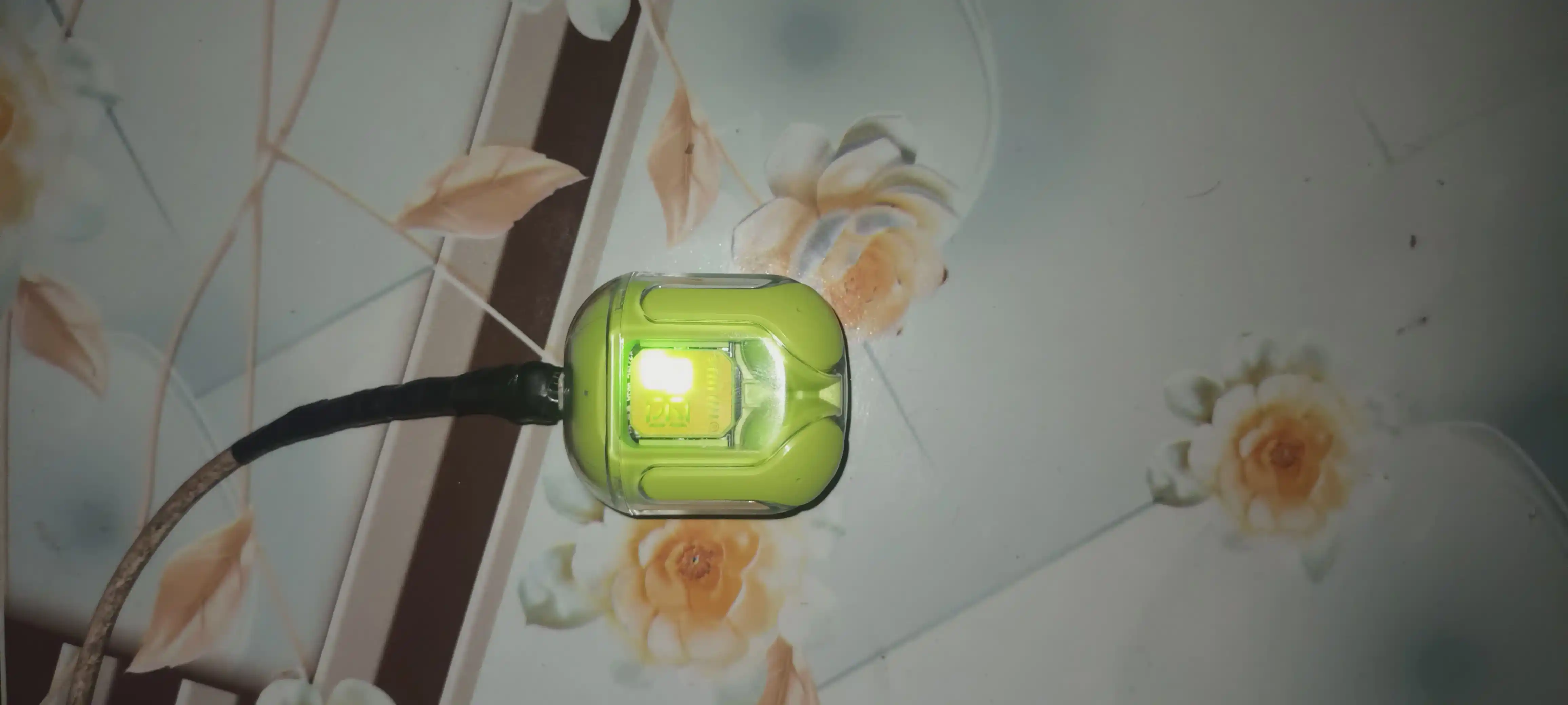 Simsiz Bluetooth quloqchinlar Air 31, mikrofon va shovqinni kamaytirish bilan