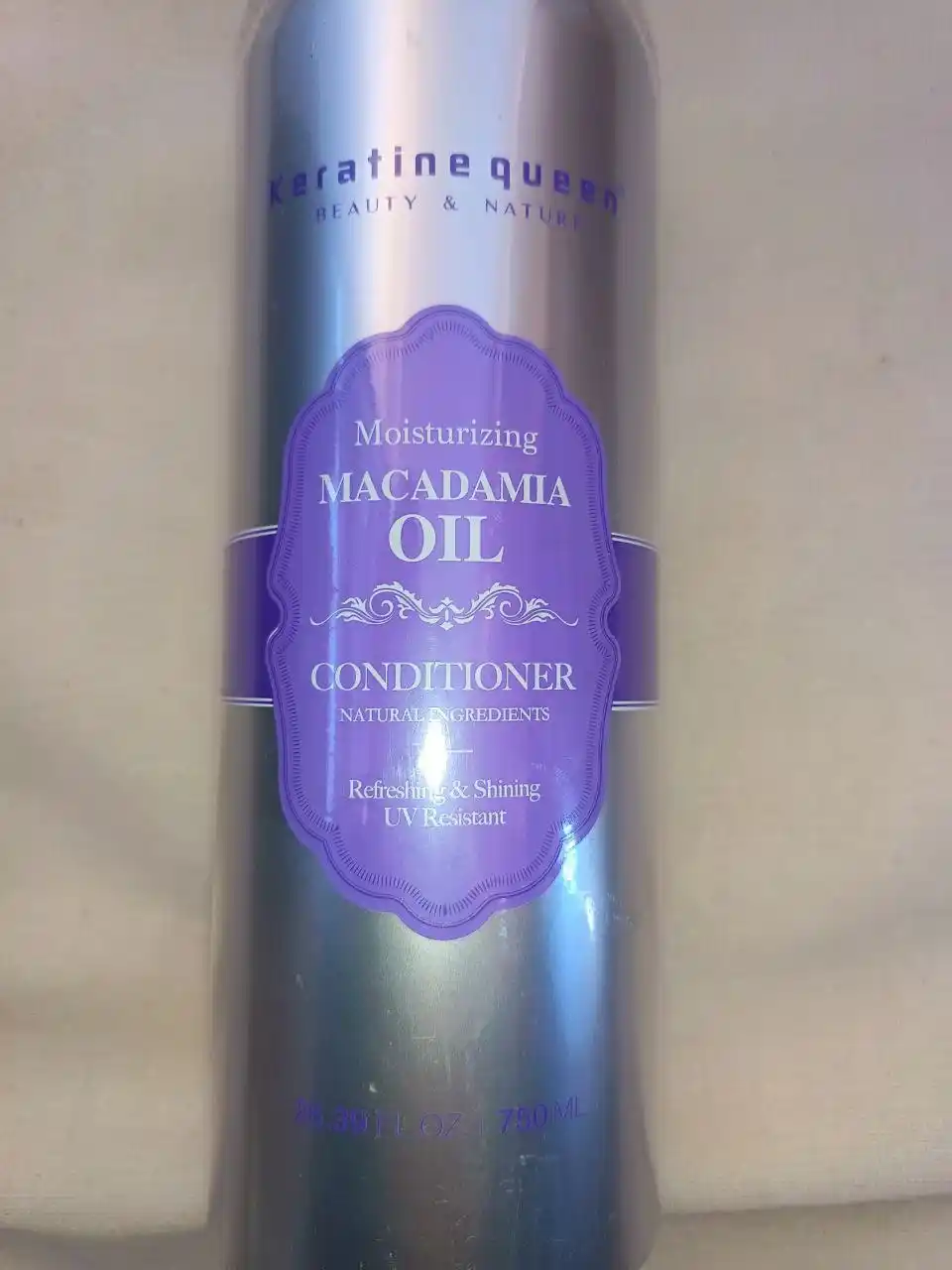 Keratine Queen makadamiya yog‘li, sulfatsiz konditsioner, barcha soch turlari uchun 750 ml
