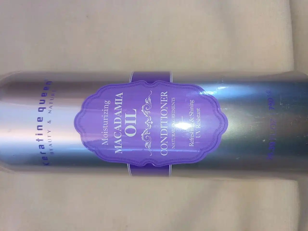 Keratine Queen makadamiya yog‘li, sulfatsiz konditsioner, barcha soch turlari uchun 750 ml