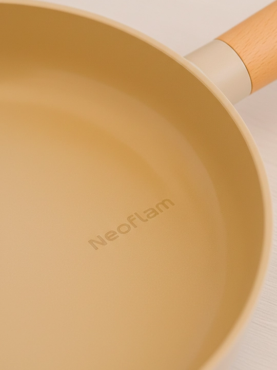 Набор посуды Neoflam FIKA 5 предметов, кастрюли и сковорода с деревянным
