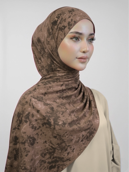 Ayollar uchun mramirli sharflar