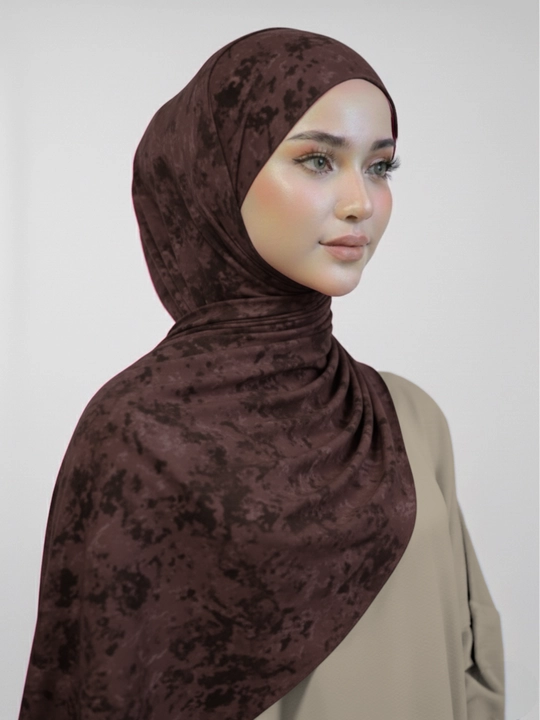 Ayollar uchun mramirli sharflar