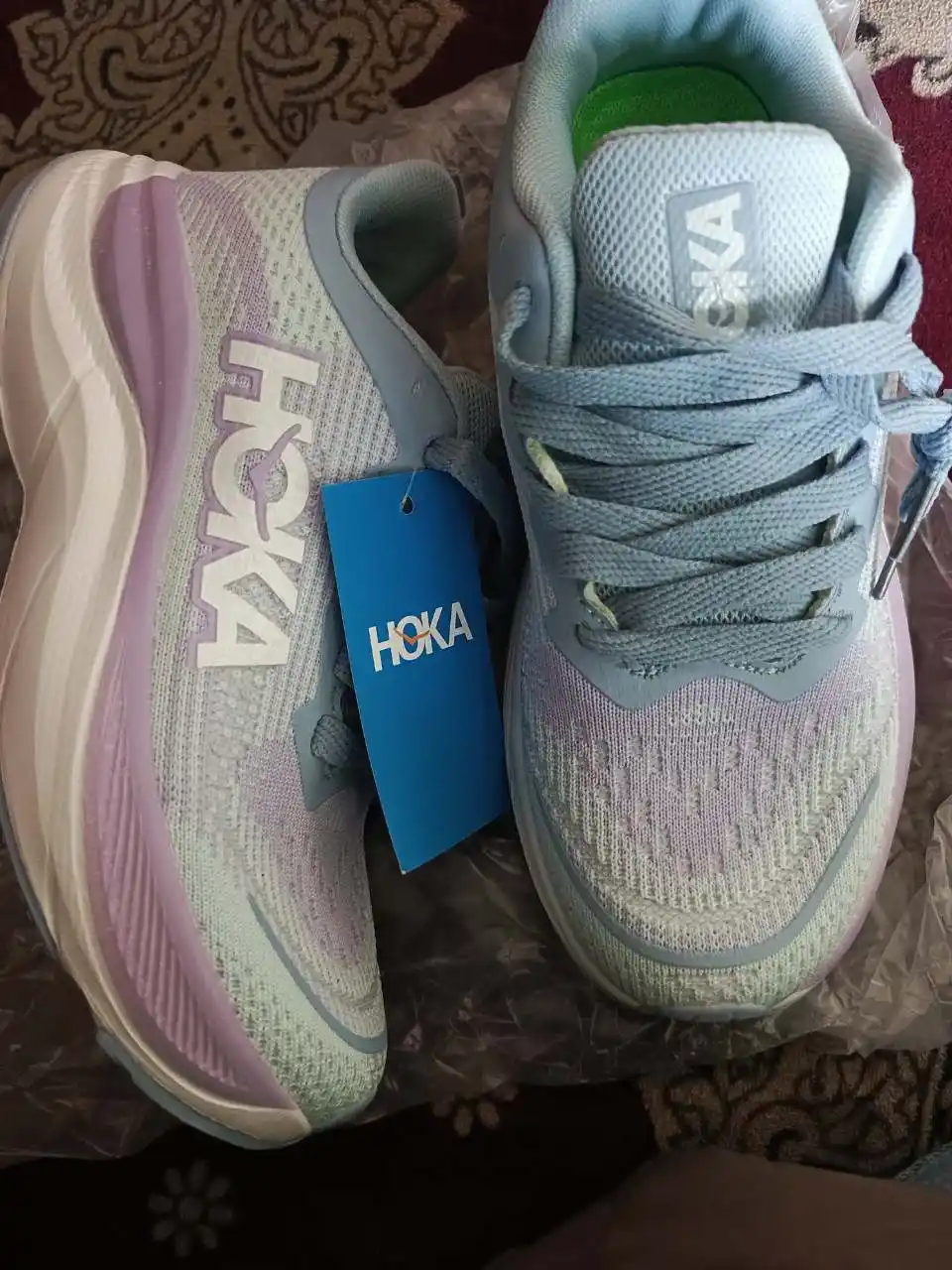 Женские кроссовки Hoka