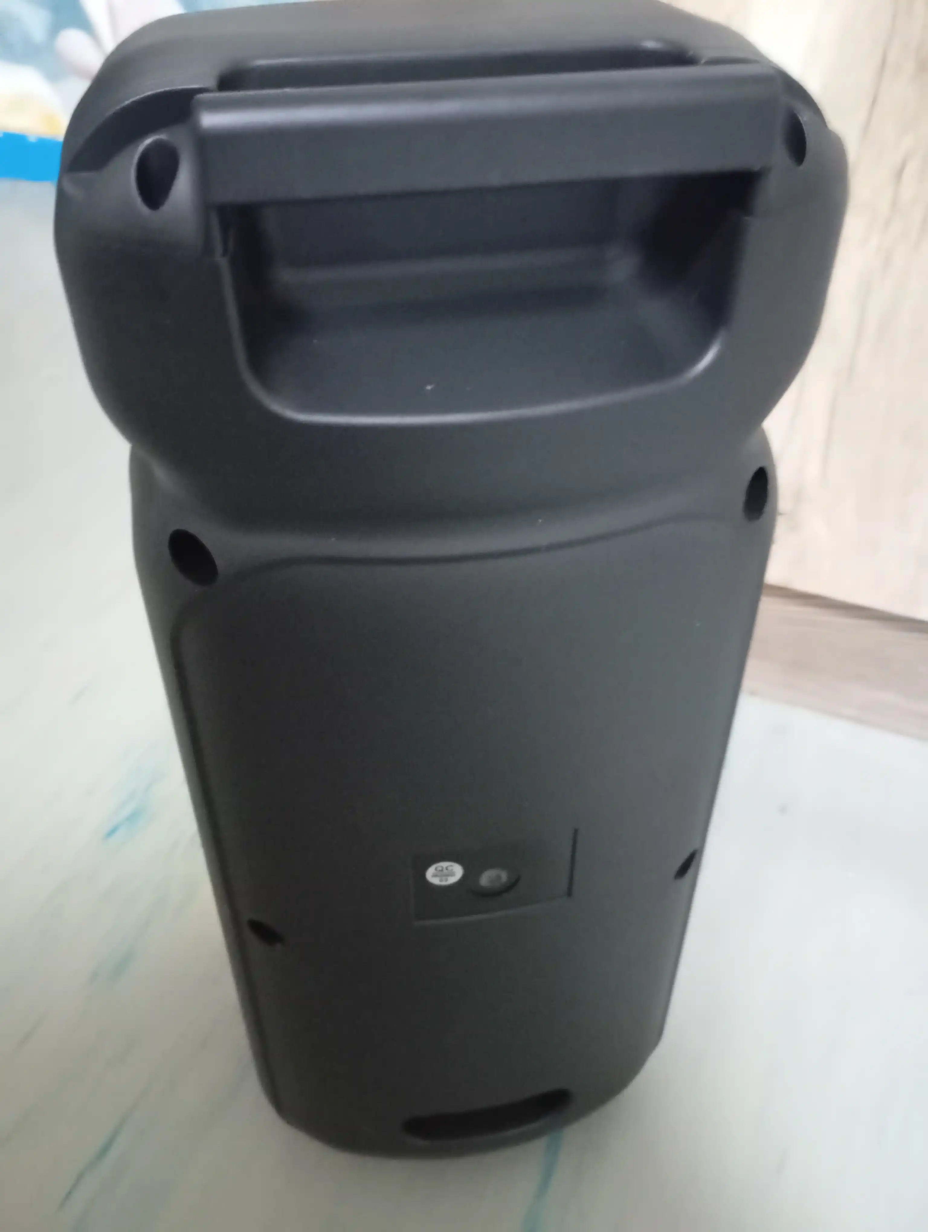 ZQS 4290. 4270.6227.6223 mikrofonli portativ Bluetooth kolonka, yorqin LED chiroqlar bilan