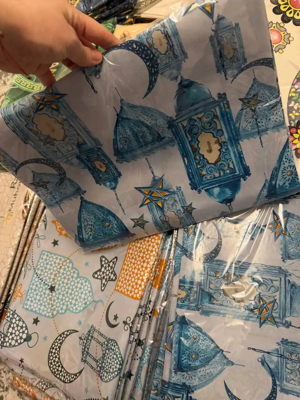 Ramazon naqshli dasturxon – yuqori sifatli mato, uy va bayram uchun 140*110