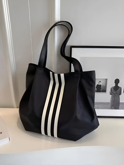 Katta ayollar uchun qora shopper sumka, yelkaga osib taqiladigan, ish va o‘qish uchun, A4 - 