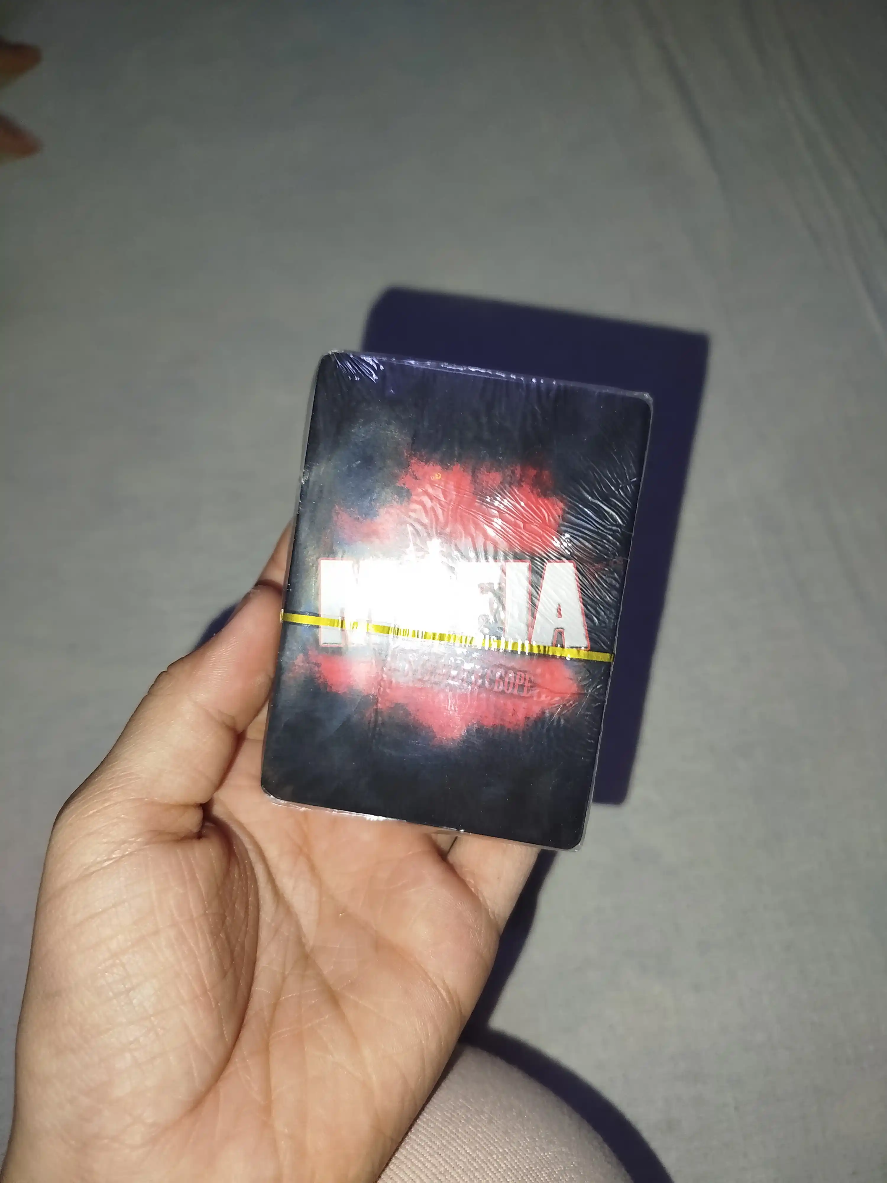 Настольная игра Мафия, карточная игра Мафия, вся семья вместе