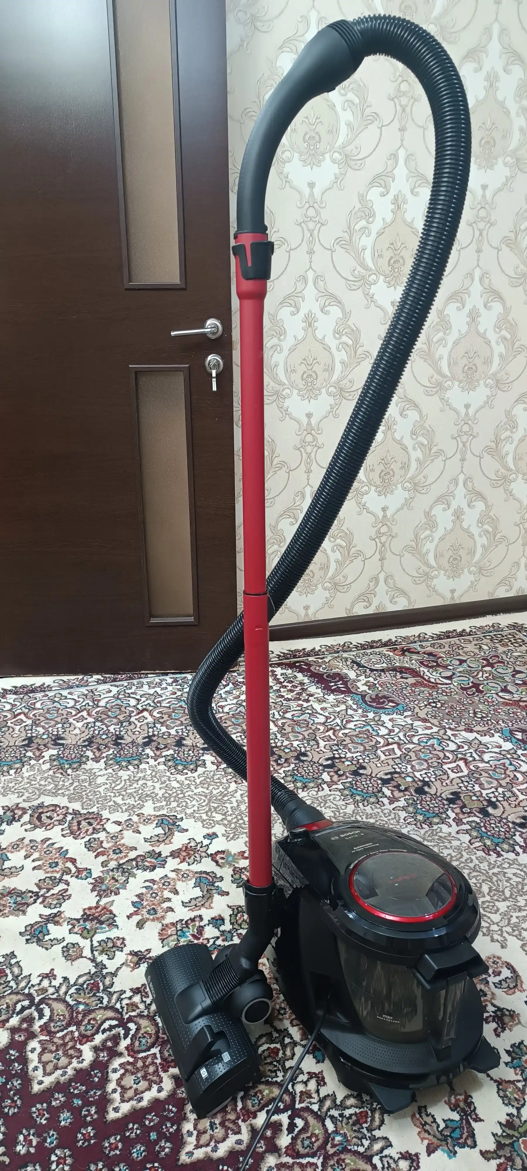 Пылесос Bosch BGS7POW2
