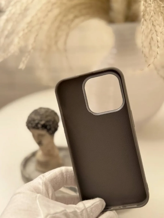 G'ilof iPhone 13 pro, 14 pro, 15 pro, 16 pro, 17 pro - Pro Max uchun