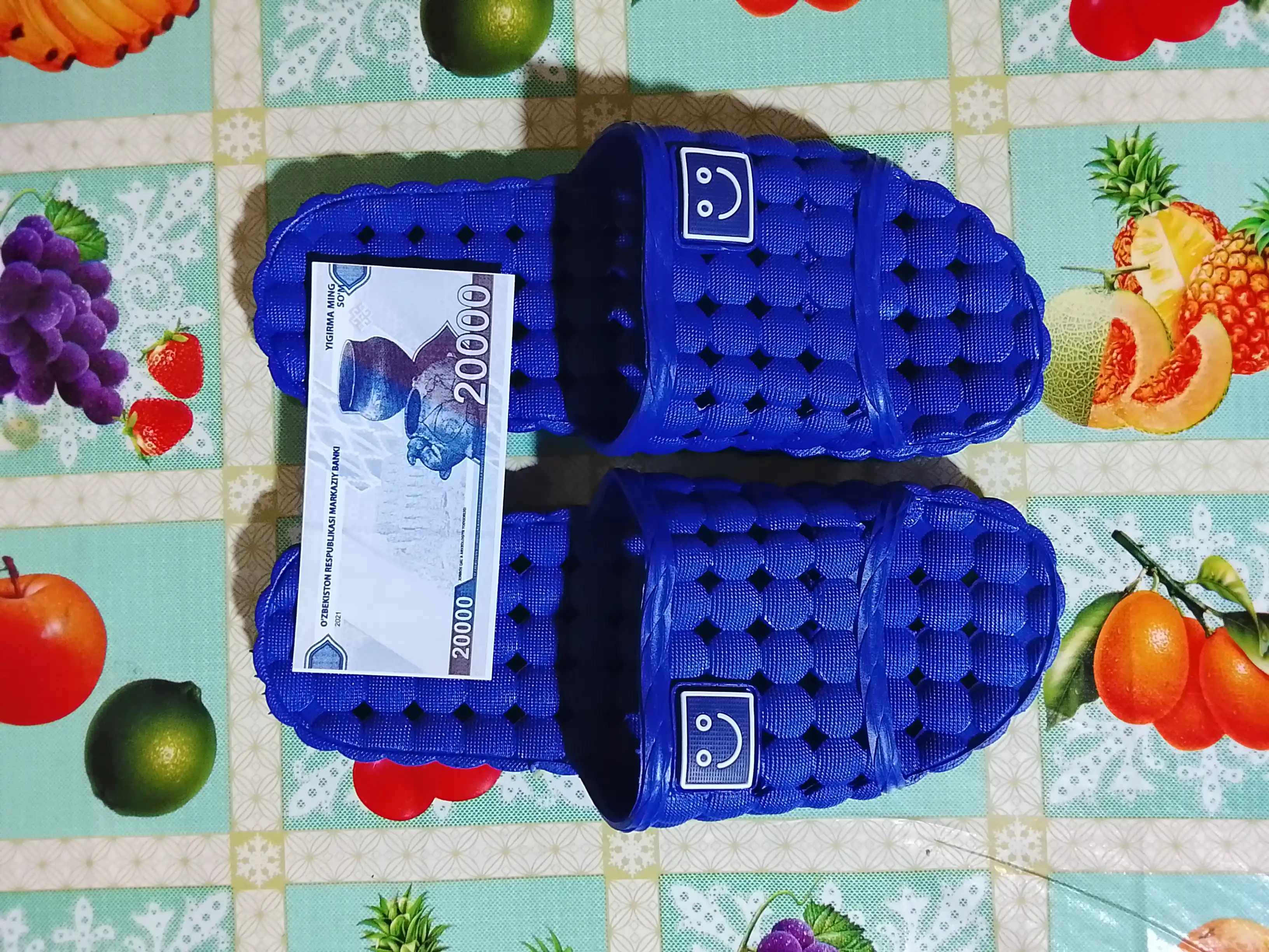Rezina shippaklar (slanslar) 36–43, sauna, dush va uyda kiyish uchun, unisex