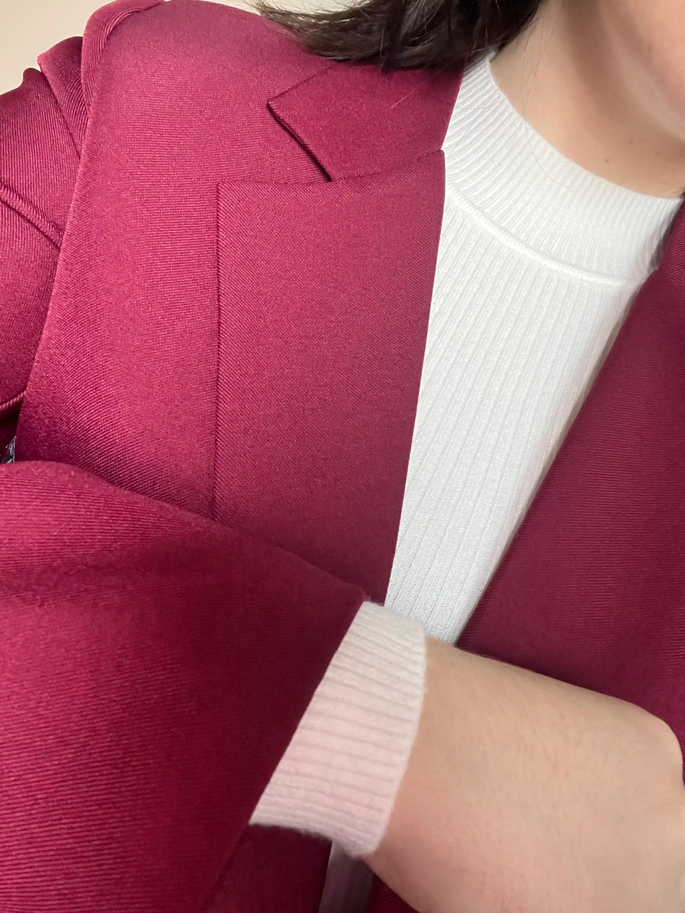 Женский базовый водолазка – slim-fit, подходит под жакет и рубашку, мягкий трикотаж