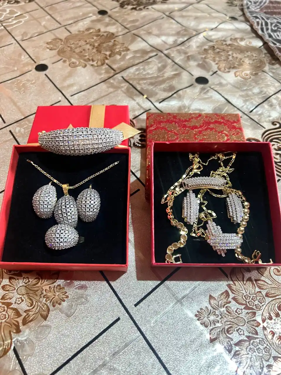 Комплект украшений, серьги, кольцо, браслет, цепочка, Messika Bvlgari, Vancleef