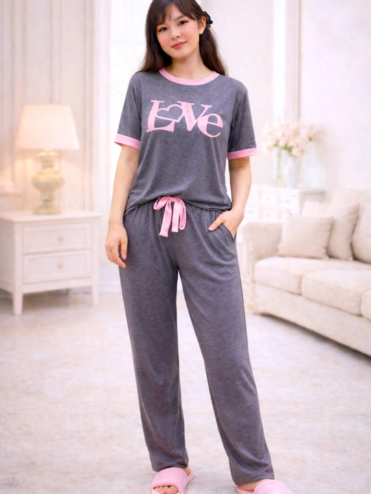Ayollar uchun uy uchun to'plam, 3 tasi 1 da pijama, razmer standart 46-48-50-52, viskoza