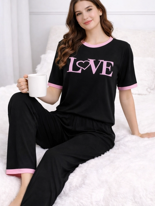 Ayollar uchun uy uchun to'plam, 3 tasi 1 da pijama, razmer standart 46-48-50-52, viskoza