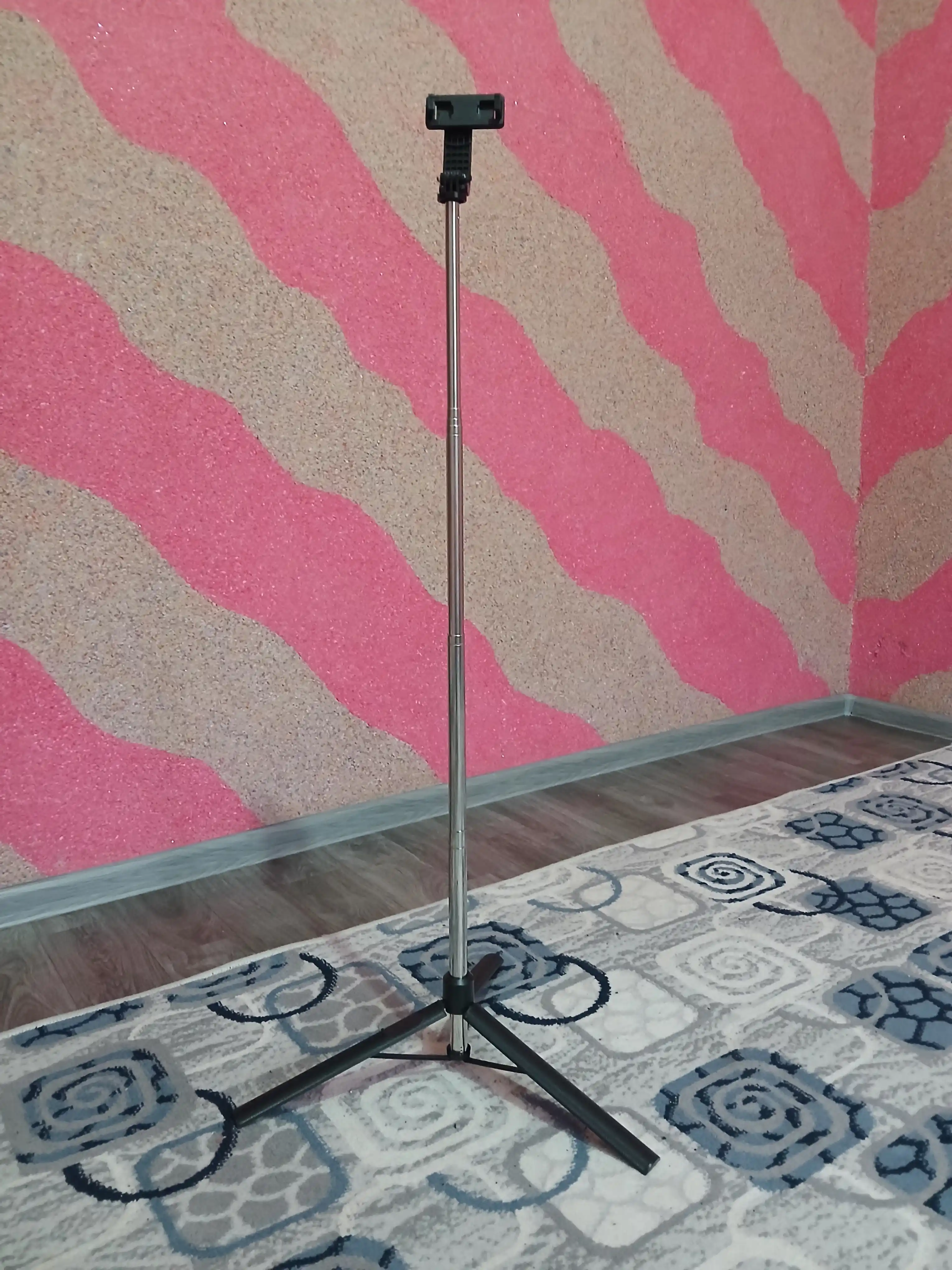 Штатив для телефона, 170 см, 4 в 1, 2 LED фонаря и Bluetooth: монопод, селфи-палка