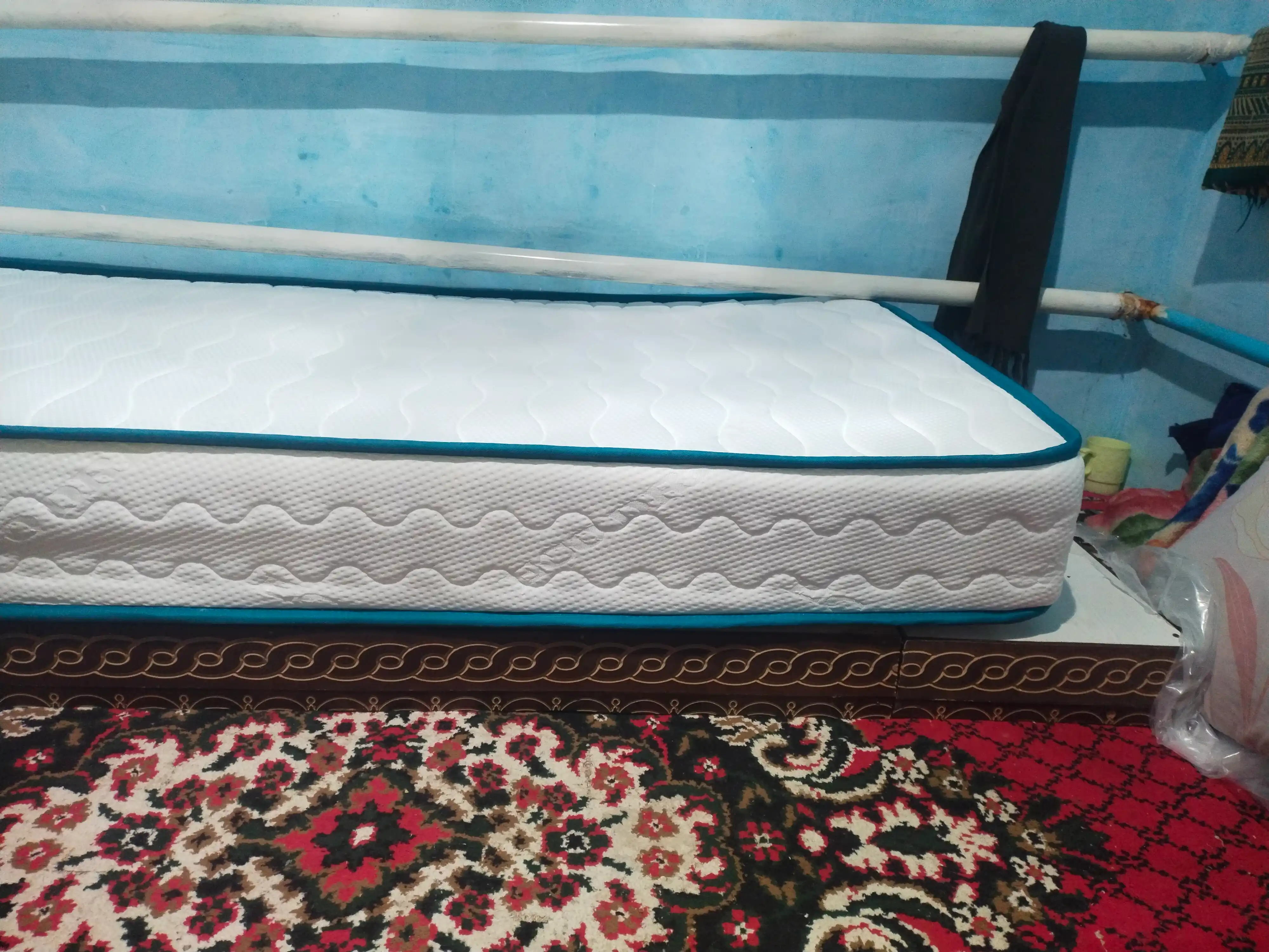 Matras Capsula anatomik, balandligi 22 sm, mustaqil prujinali, Luxmatras