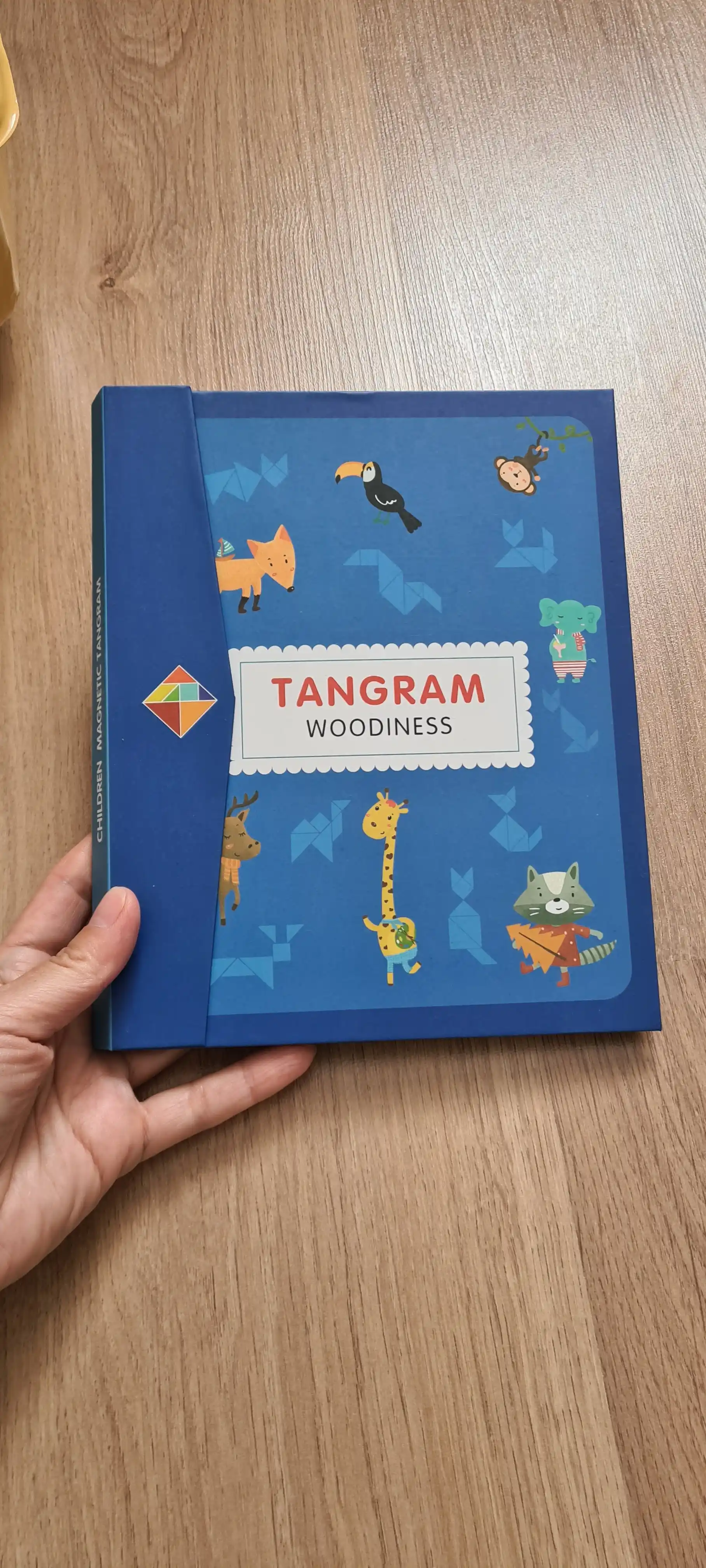 Набор Монессори Магнитный Танграм – 7 Цветных Фигур и Книга с 96 Заданиями