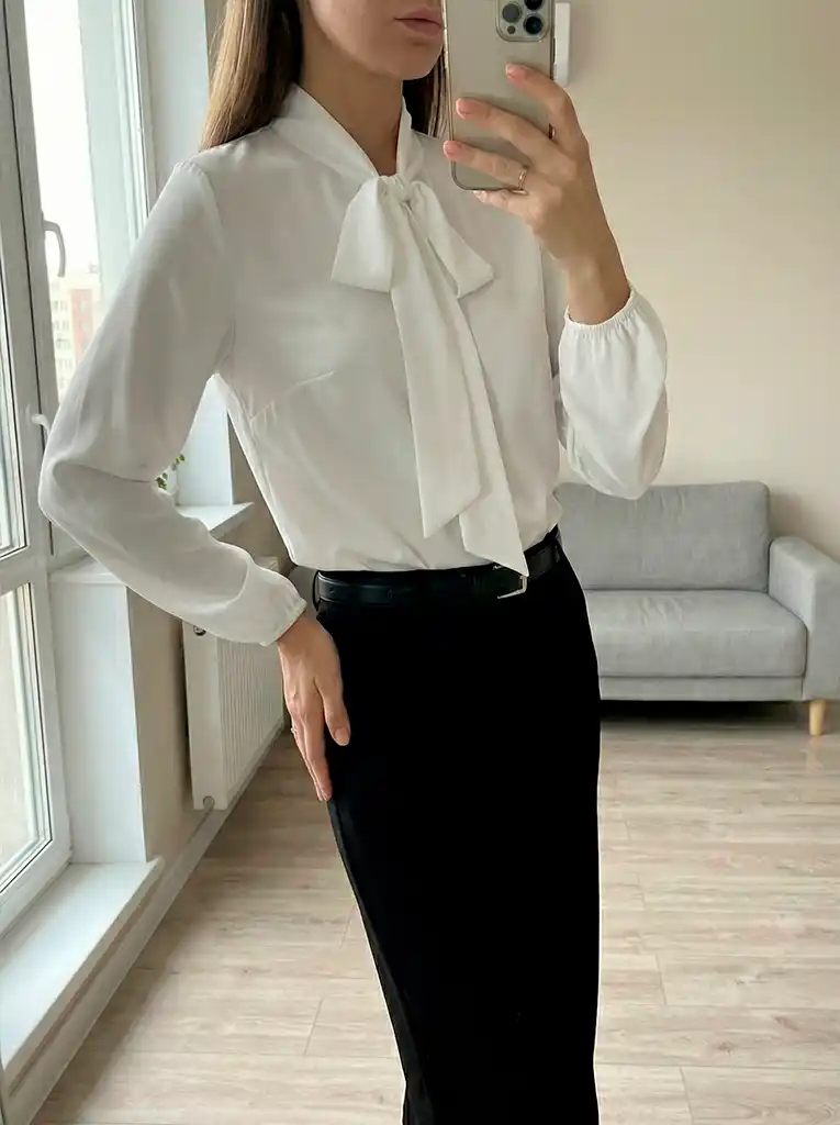 Ayollar bluzkasi, ofis ko‘ylagi, klassik