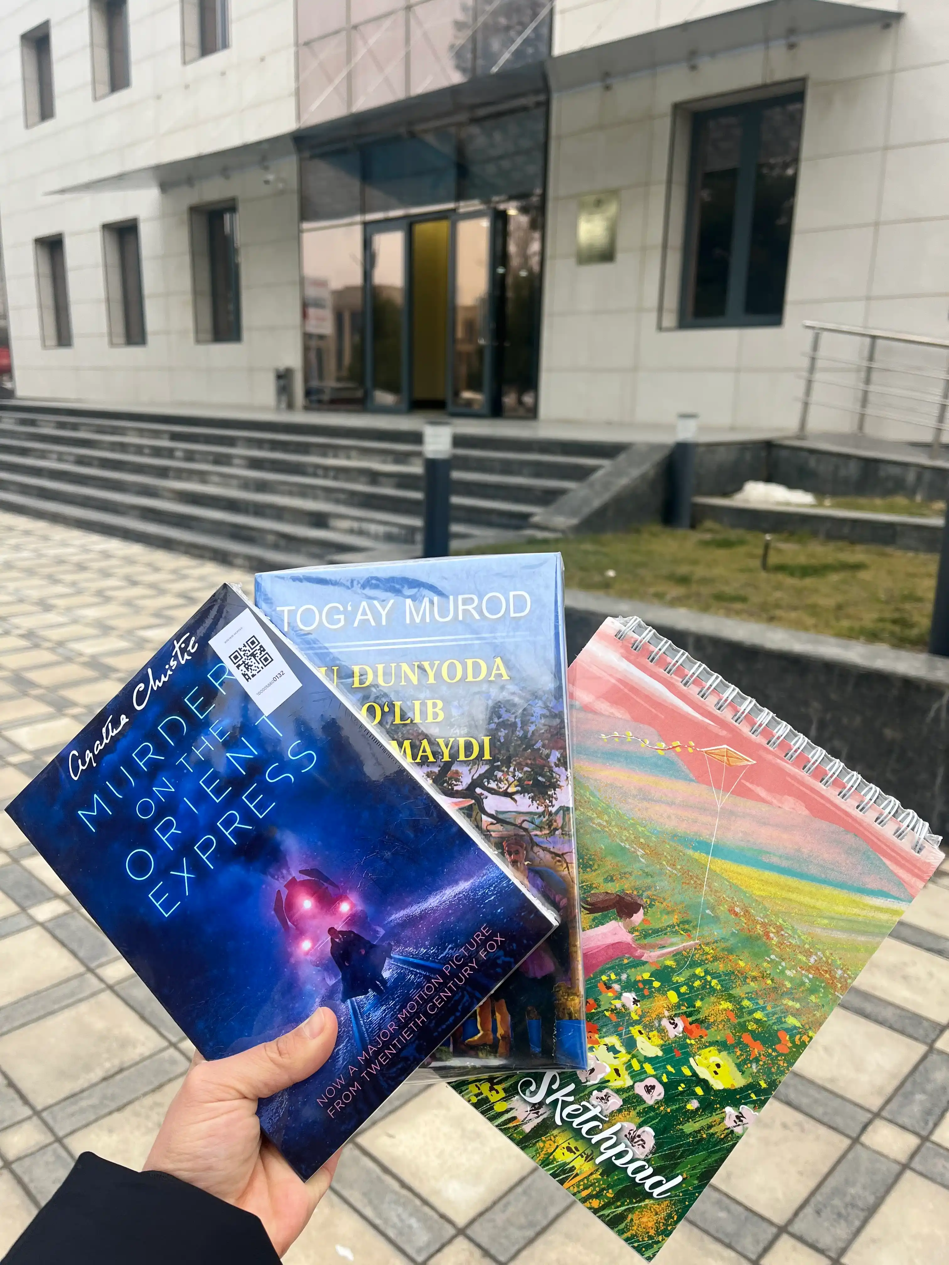 Schetchbuk 120 g/m², qattiq muqova, ijod, chizish, grafika va eskizlar uchun