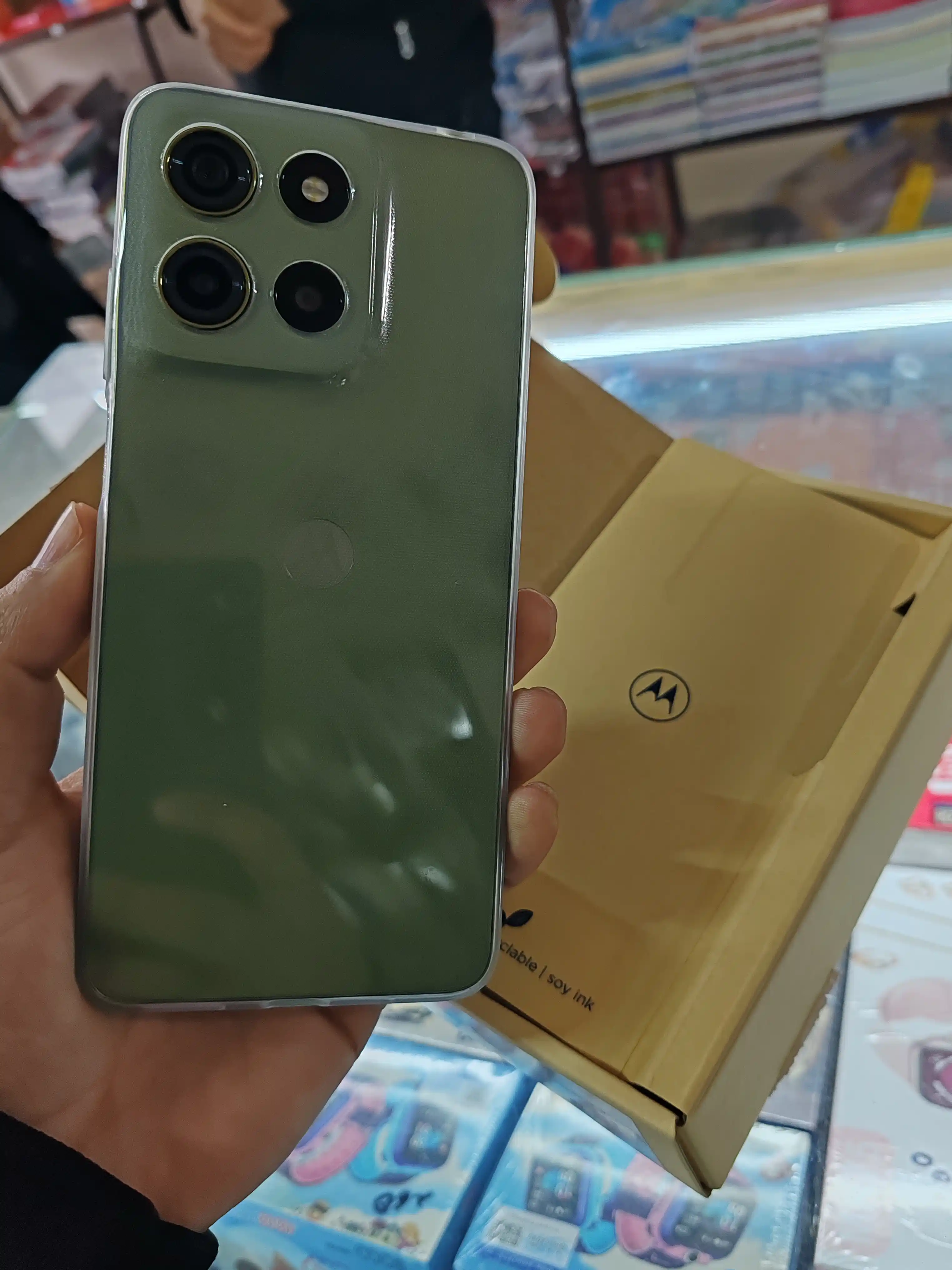 Смартфон Motorola G15 телефон, 8/256 GB, NFC, Full HD+, аккумулятор 5200 мАч, 6.72”