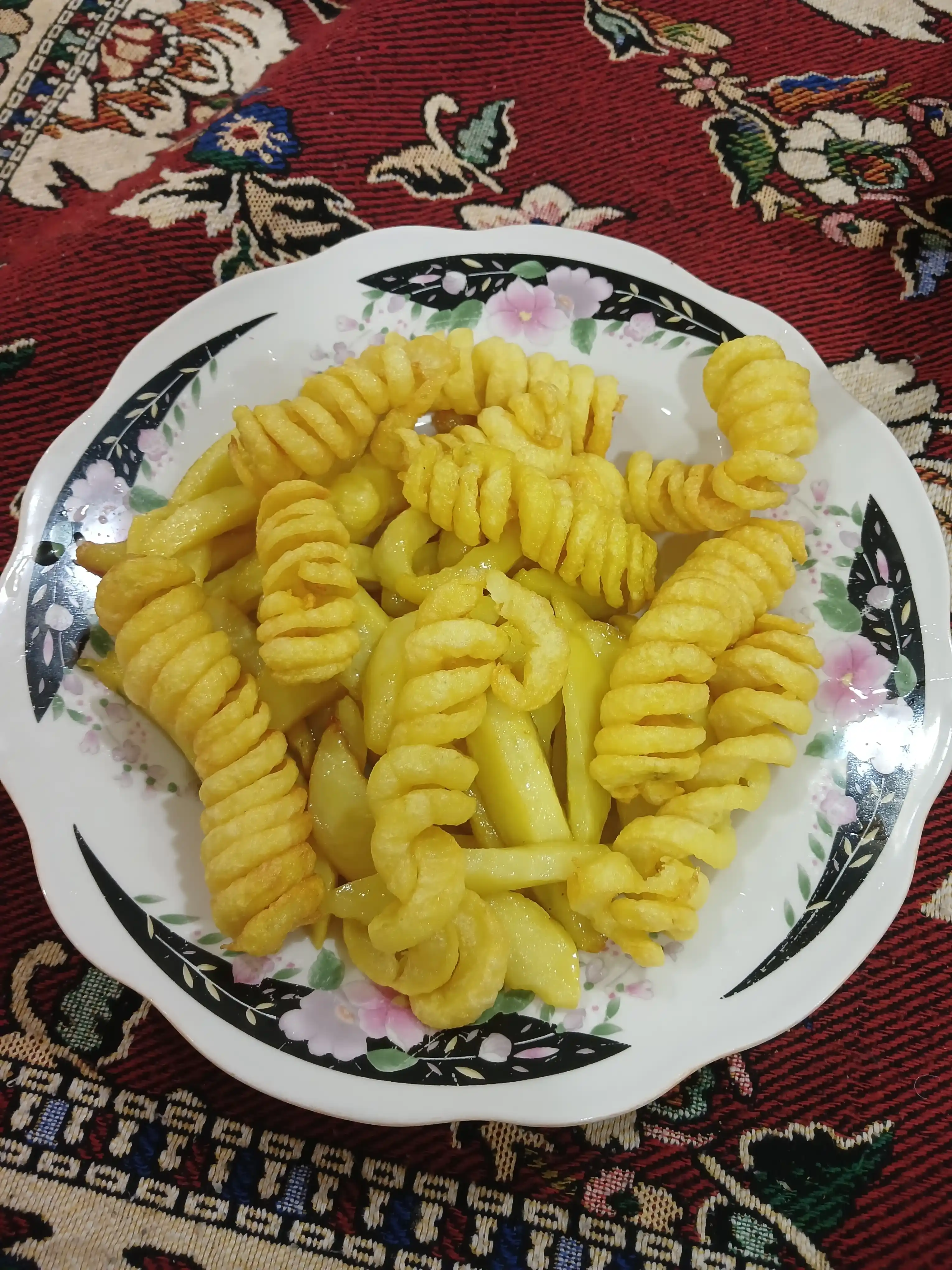 Спиральный нож фигурный, для картофеля и овощей