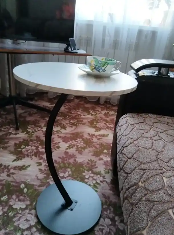 Журнальный столик, прикроватная тумба