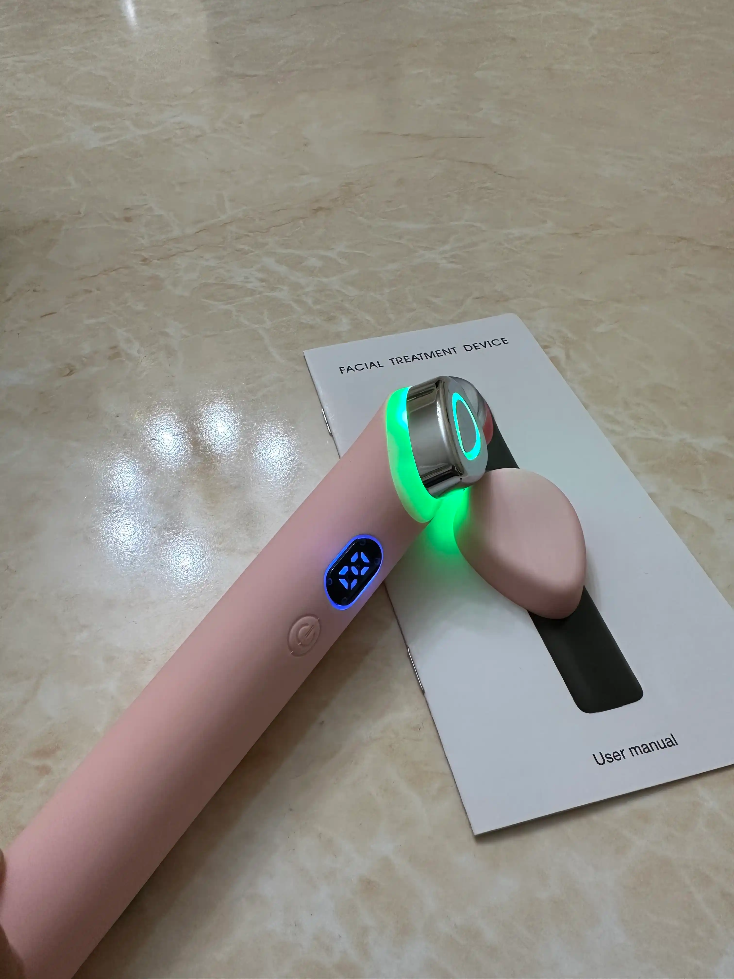 Yuzni parvarishlash uchun Uzface Professional elektr massaj apparati