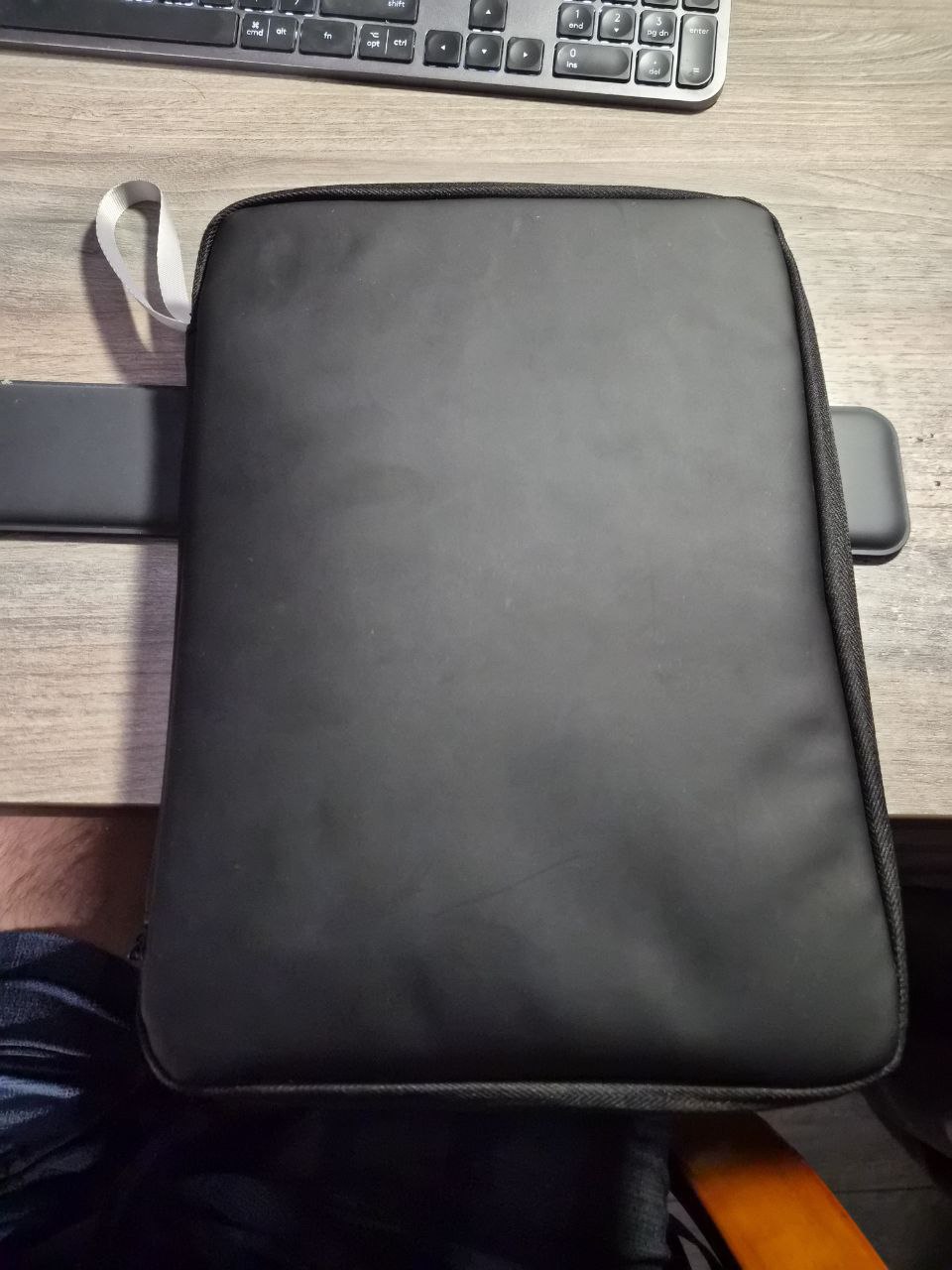 Чехол-органайзер для планшет и ipad а 13-11,водонепроницаемый и ударопрочный,с отделениями