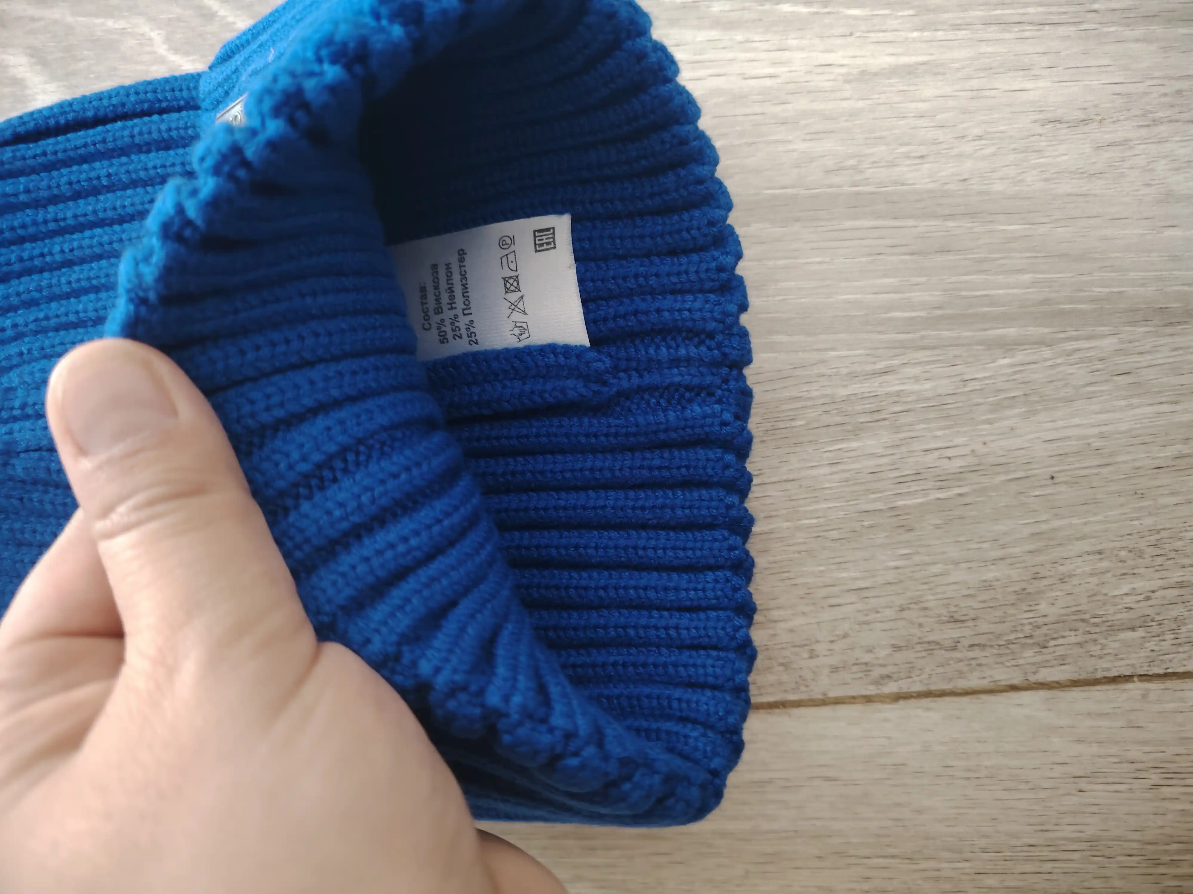 Beanie ayollar to‘qima qalpog‘i, bezakli tugmali issiq va yumshoq, qishki bosh kiyim