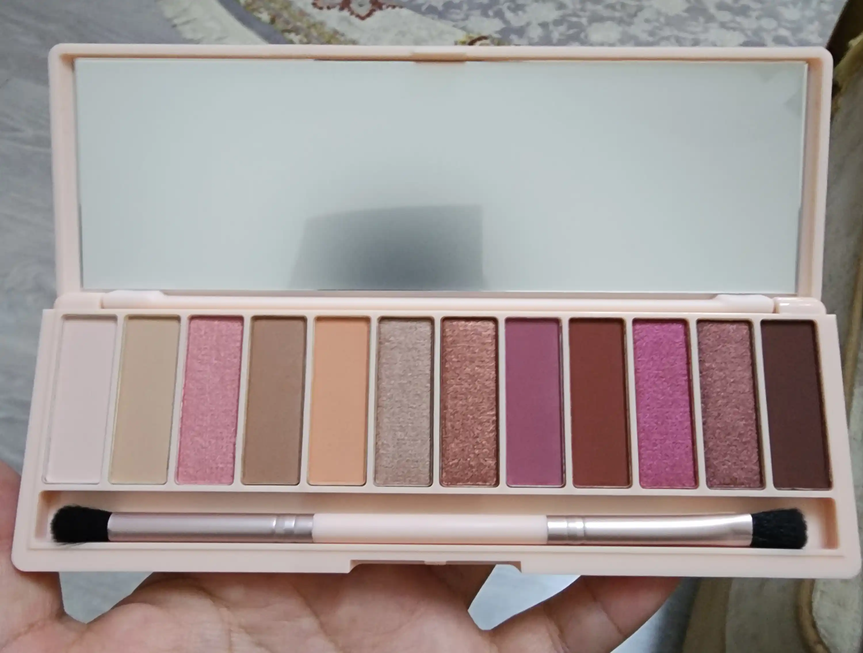 Ten paletkasi Sheglam The Burgundy Eyeshadow, 10.5 gr