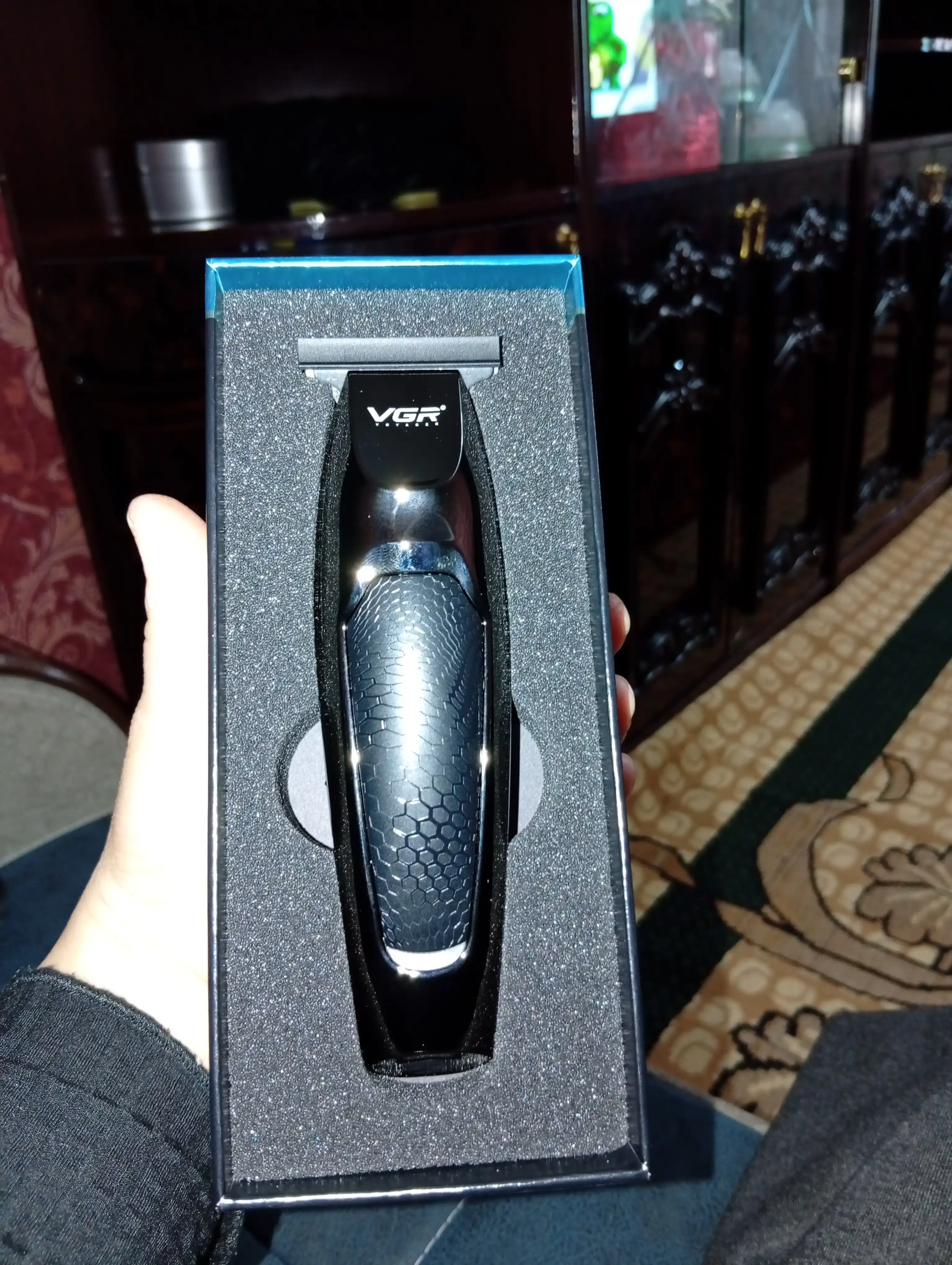 Trimmer soch olish mashinasi VGR V-030, trimmer soqol olish uchun mashina