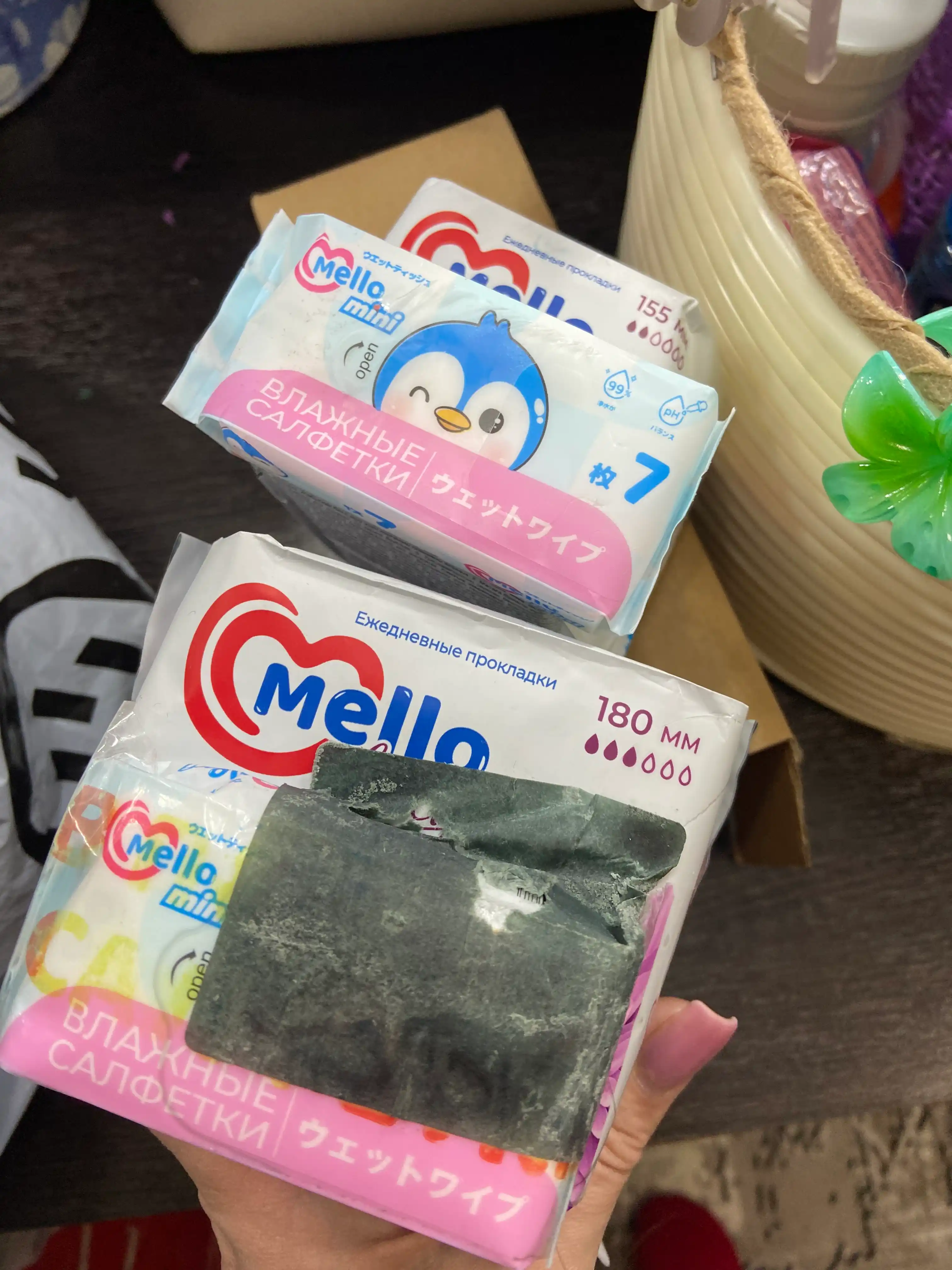 Mello lady 18 ayollar gigiyena qistirmalari. o‘lchami 180mm + Mello nam salfetkalari 1dona