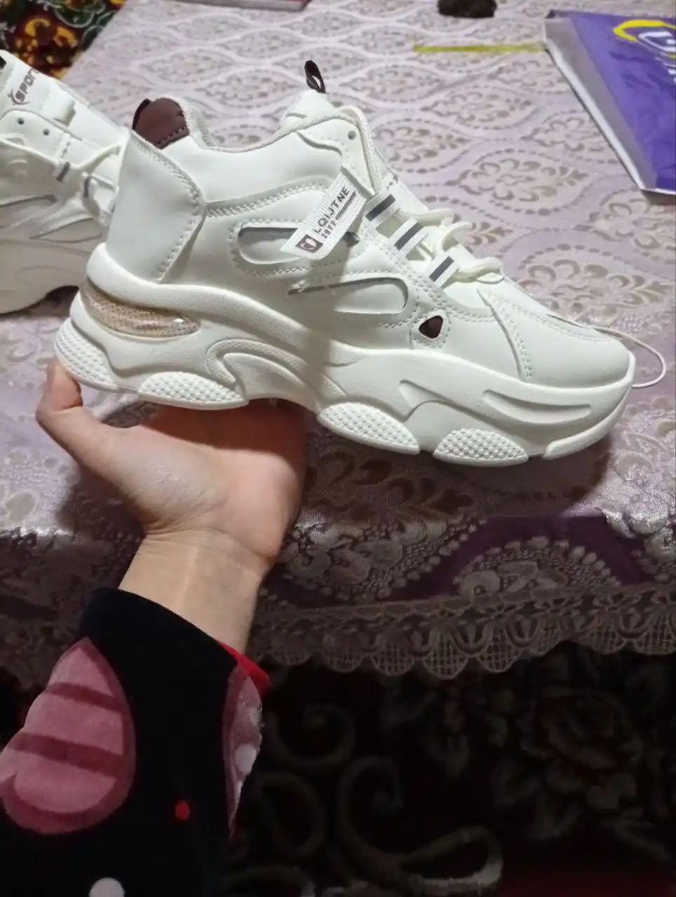 Кроссовки для женщин и девочек FASHION