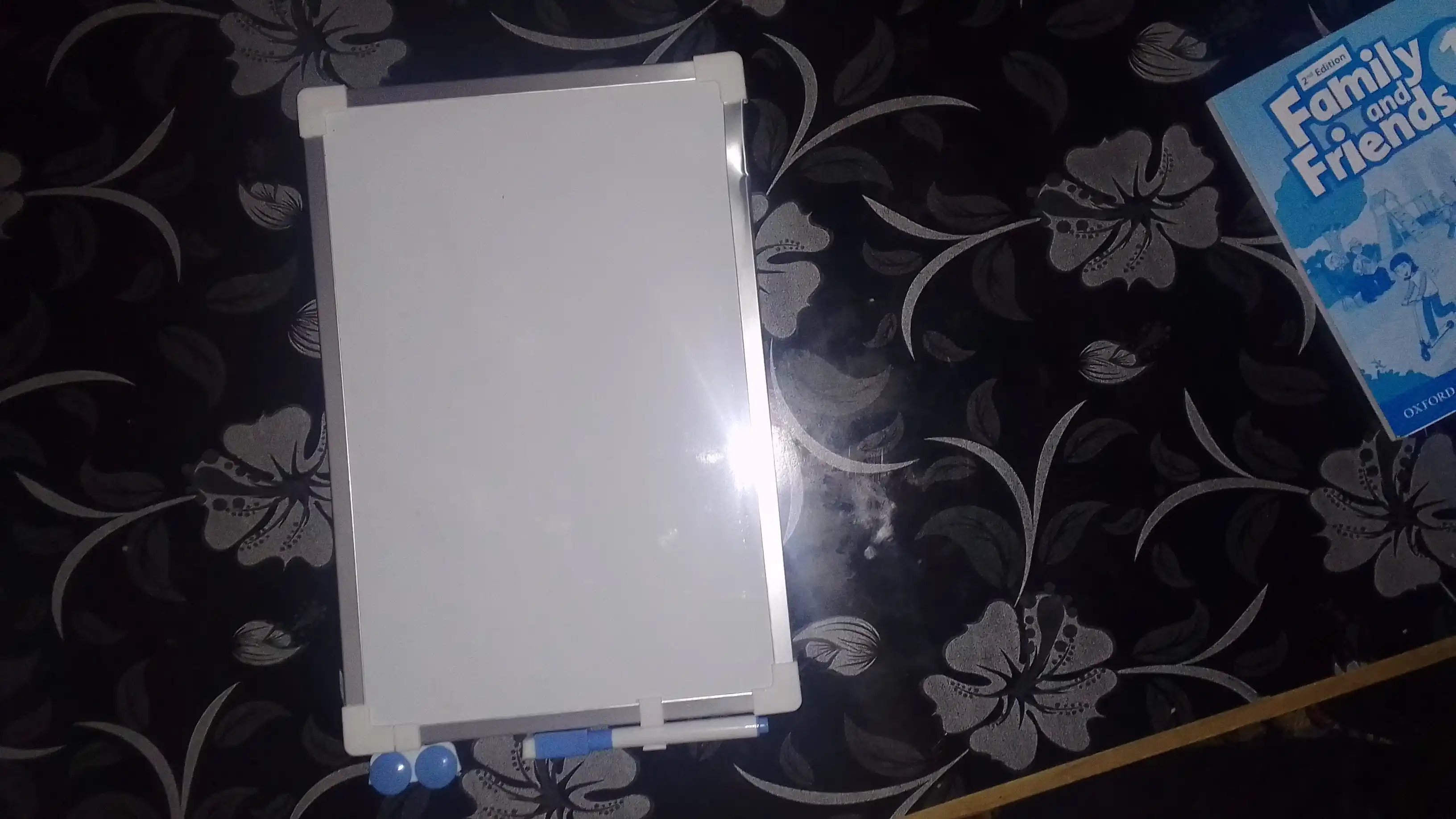 Magnitli doska, ikki tomonlama. +(sovg'a) marker, 2 ta magnit