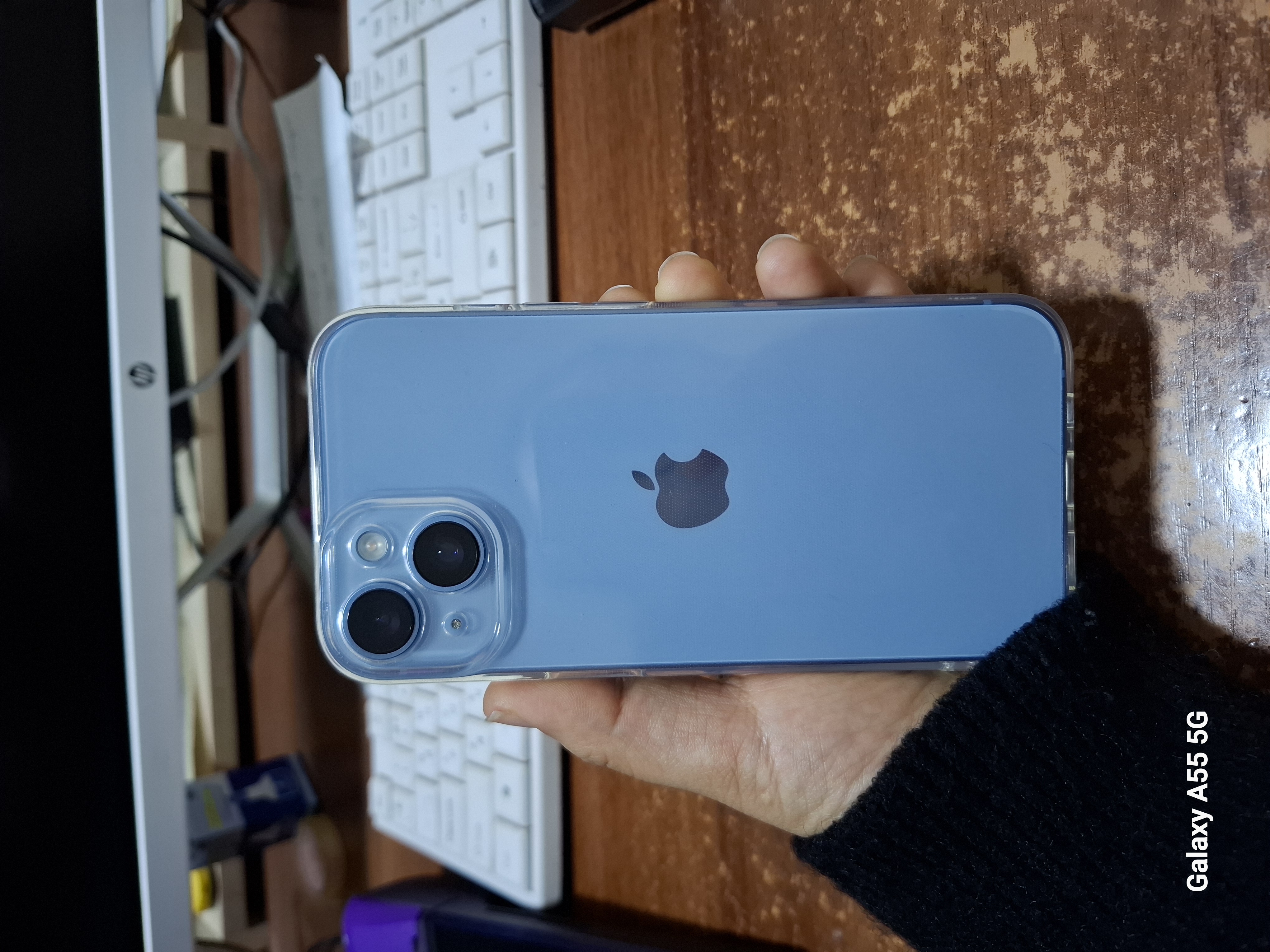 Smartfon Apple iPhone 14, 128/256 GB, SIM+sim, chehol va shisha sovg'a sifatida