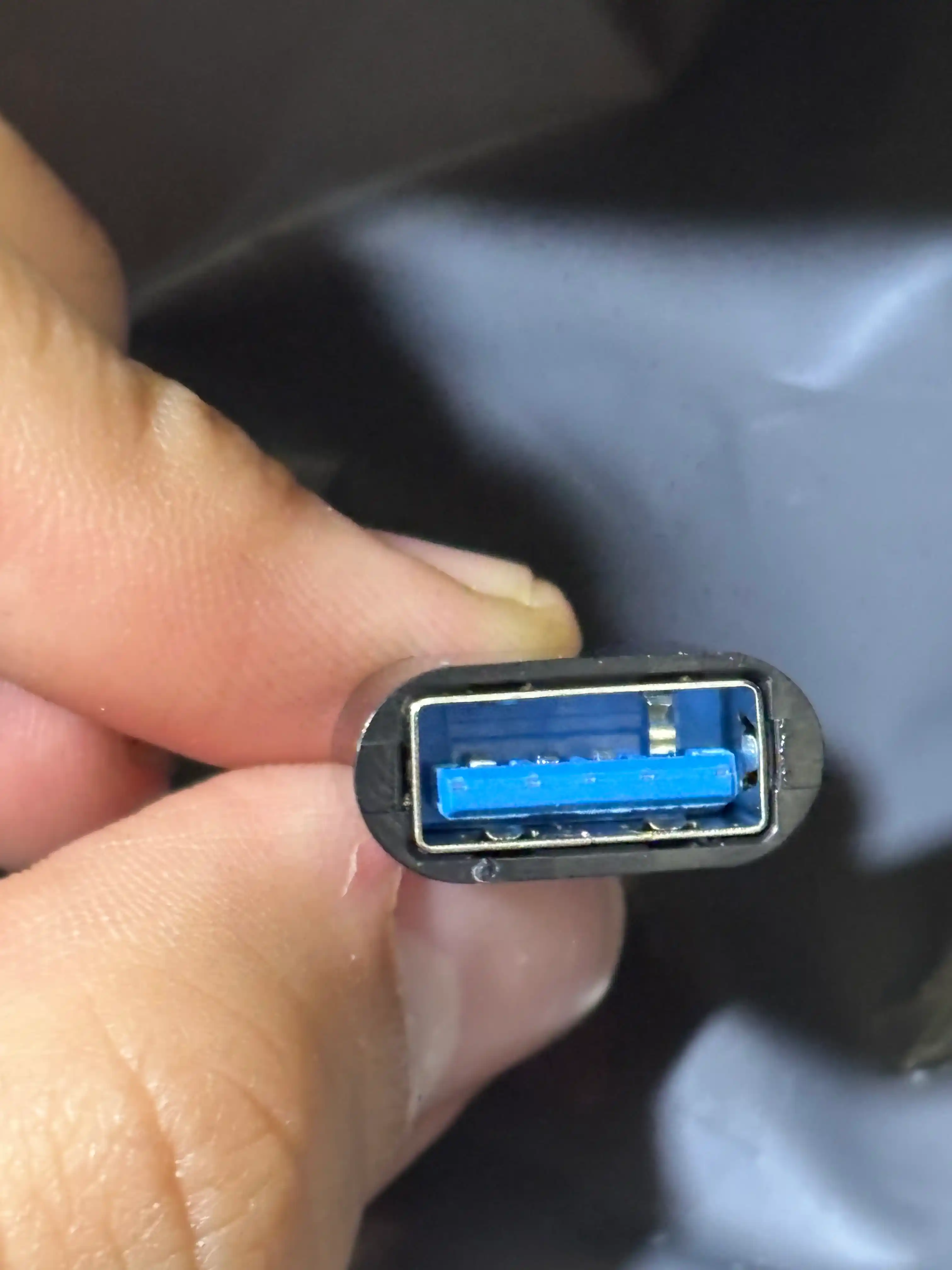 USB Type-C, USB Micro va USB Lightning adapteri