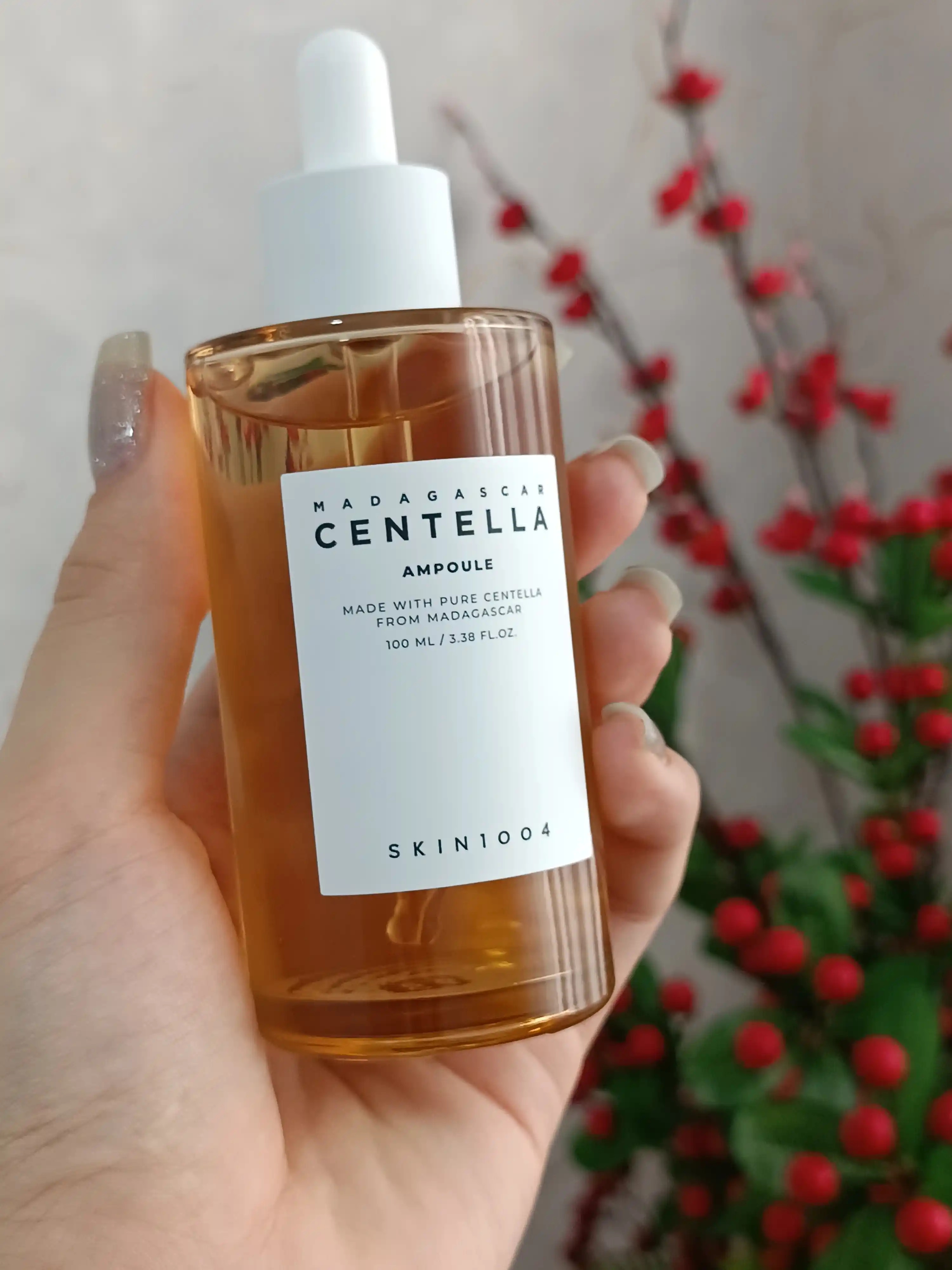 Tinchlantiruvchi ampula SKIN1004 Madagascar Centella Ampoule