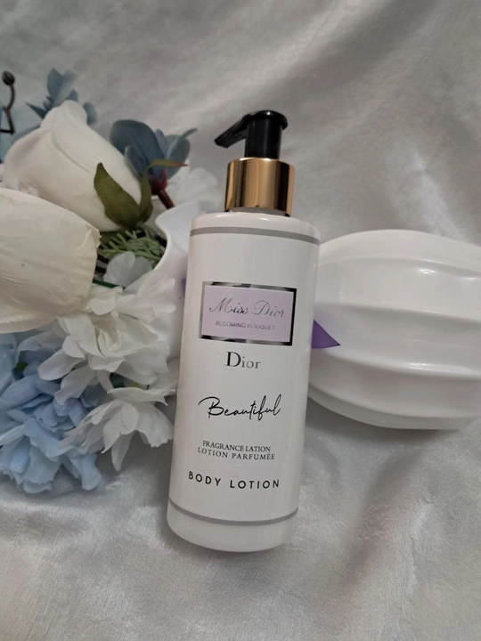Atirli tana loson-kremlari Fragrance Lotion, 250 ml - 
