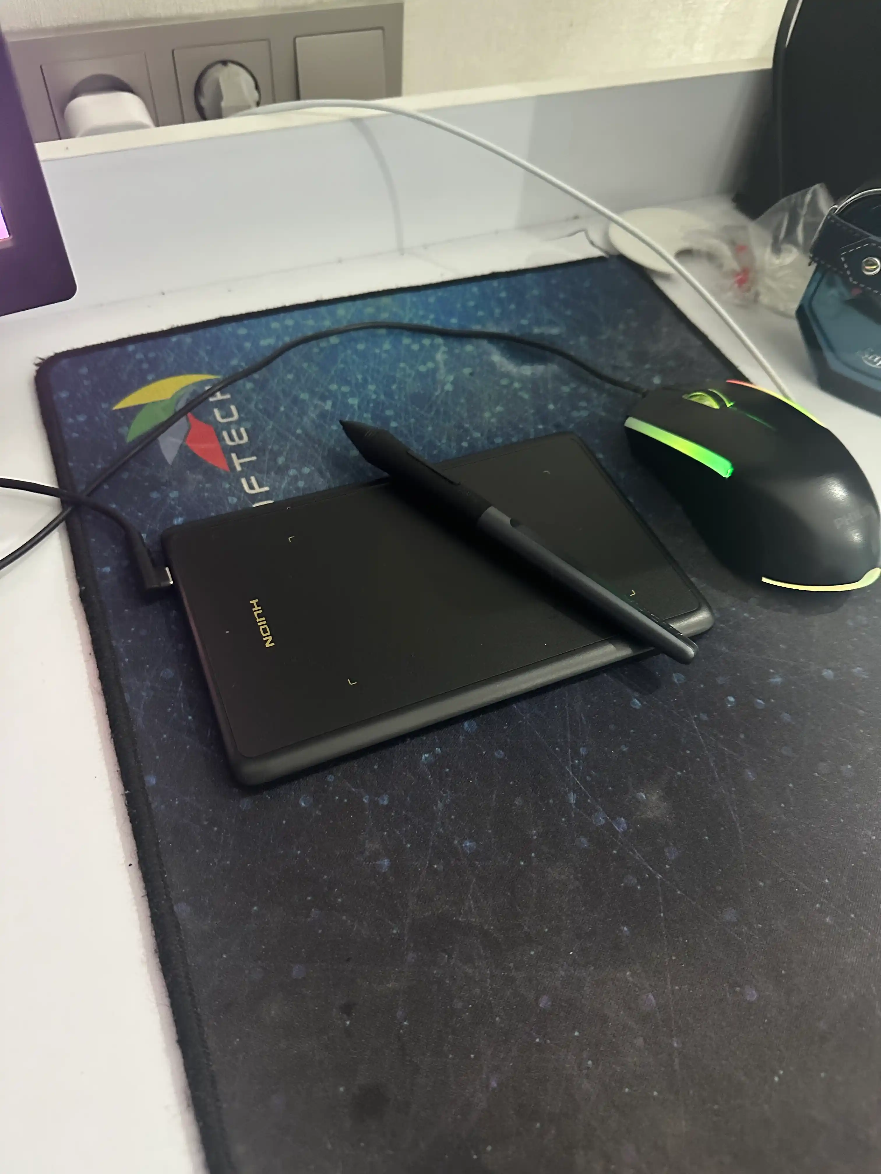 Grafik planshet Huion H420X, qora H420X