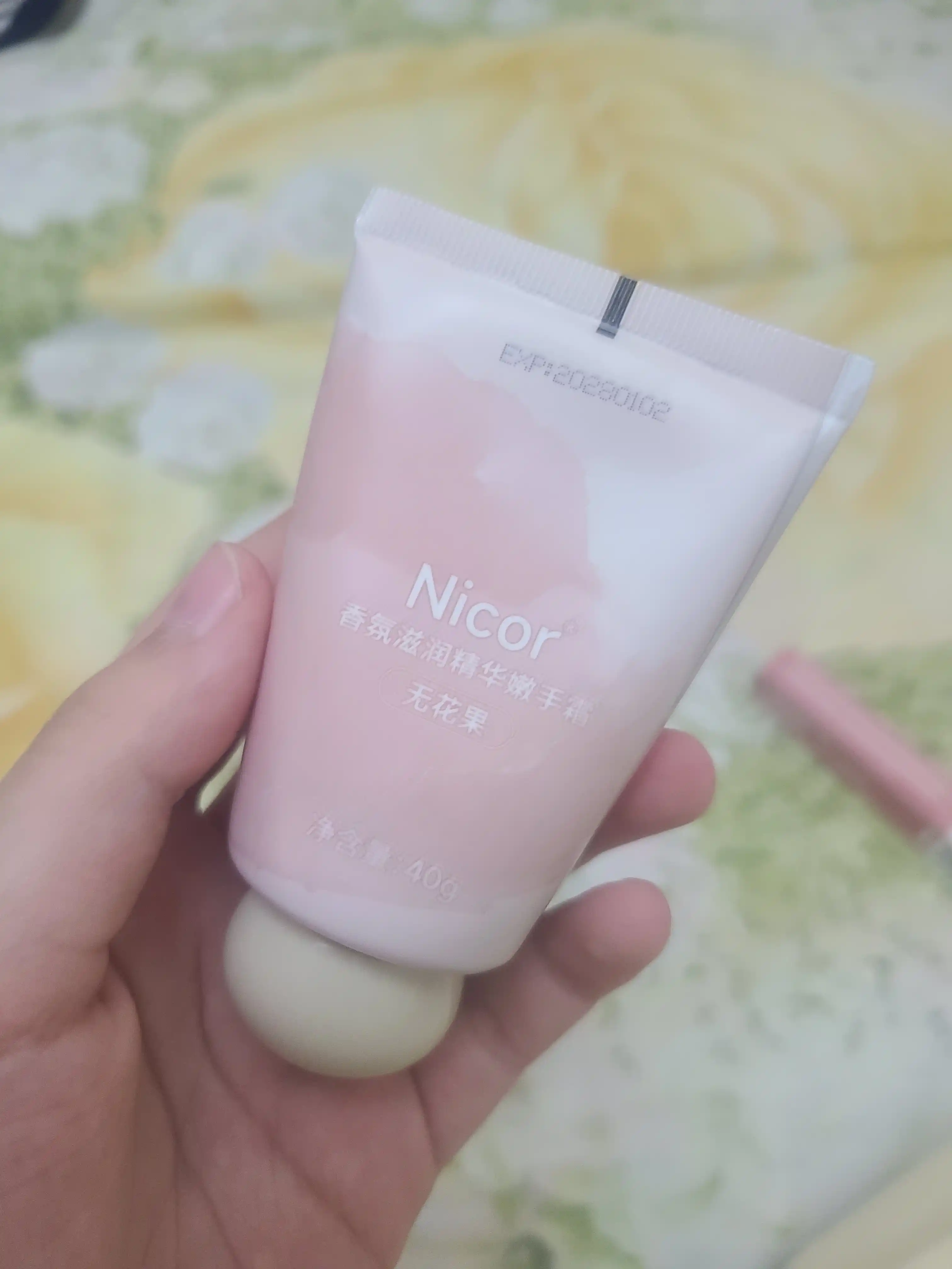 Namlovchi va oziqlantiruvchi qo'l kremi, 40 g, antifrizli, meva aromati