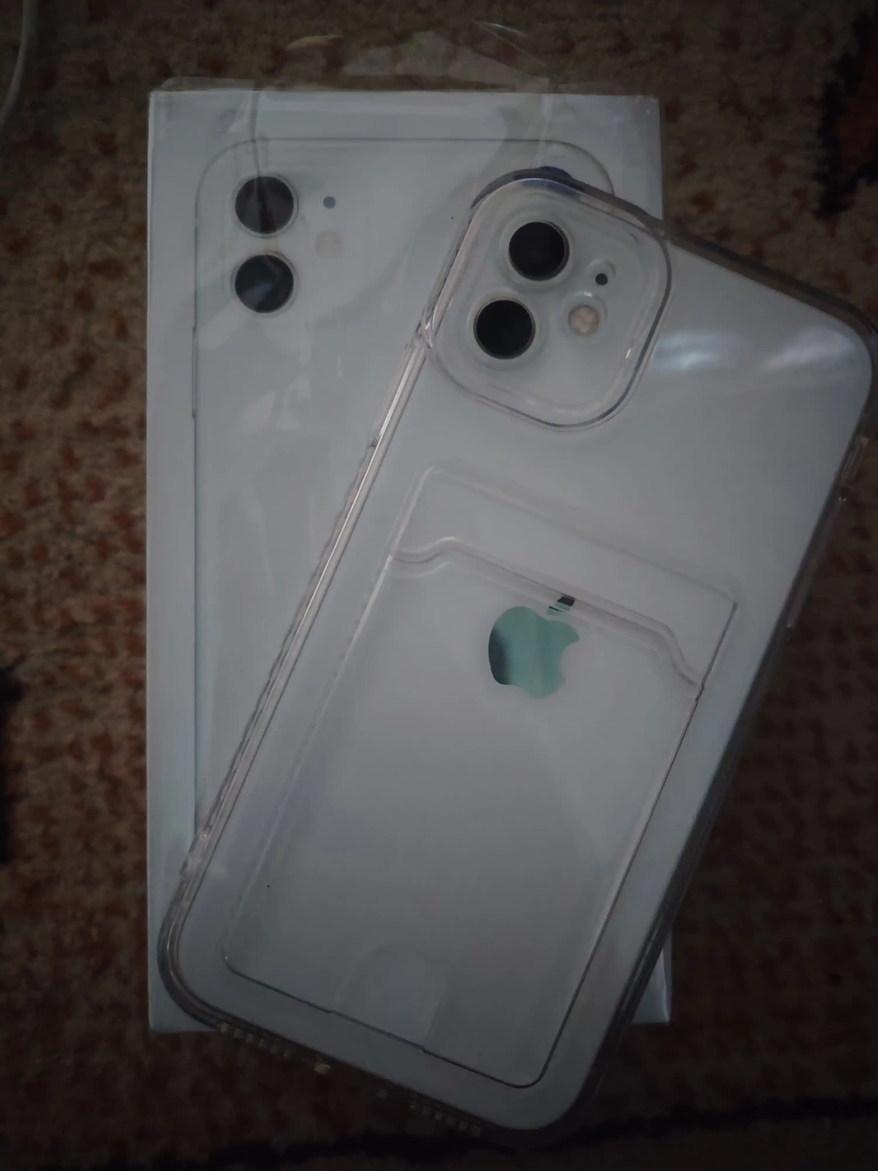 Смартфон Apple iPhone 11, 128, 256 ГБ Sim+Esim, чехол и стекло в подарок