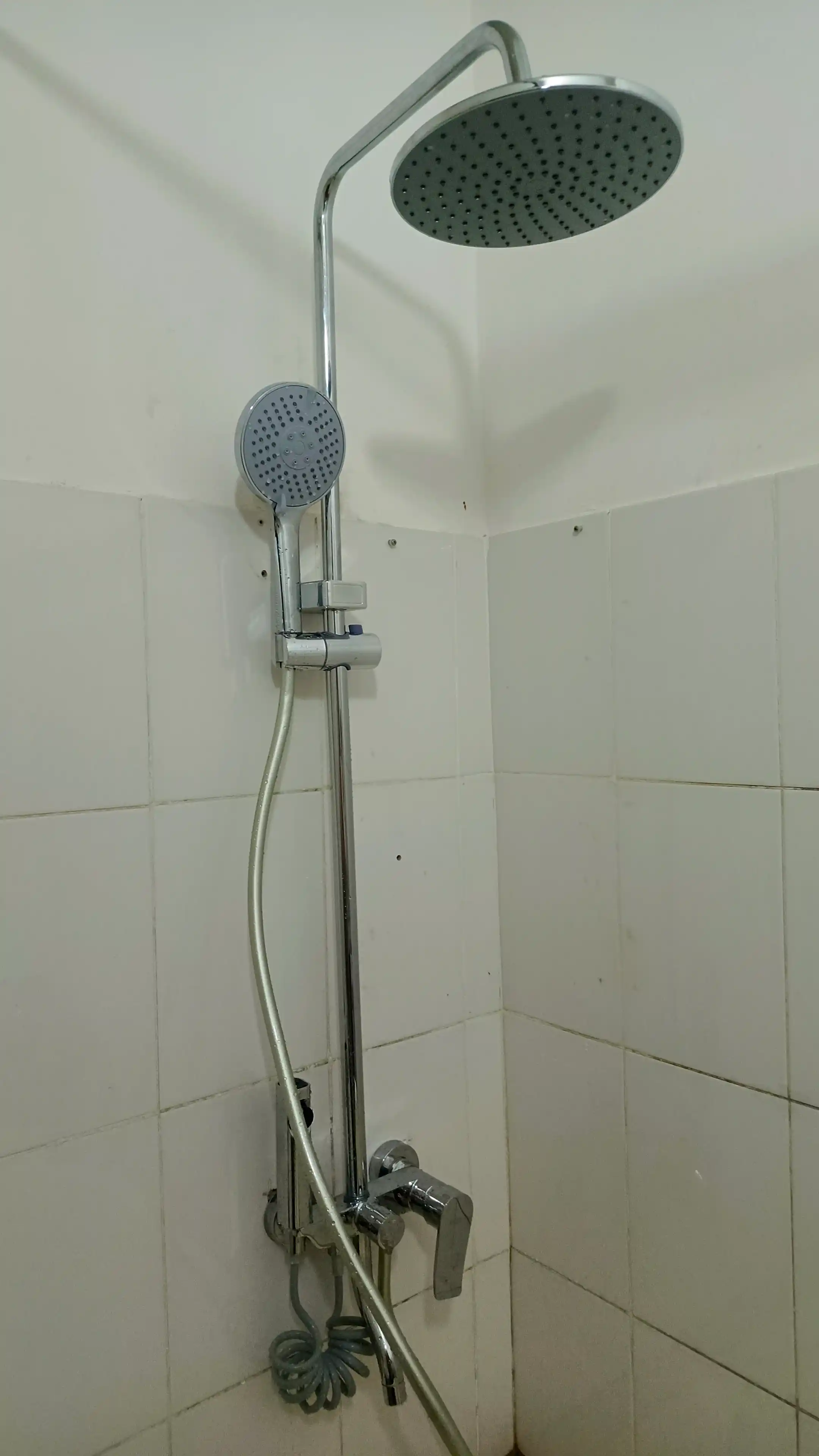 4 ta 1 da dush tizimi, tropik dush, dush aralashtirgich, vanna uchun aralashtirgich
