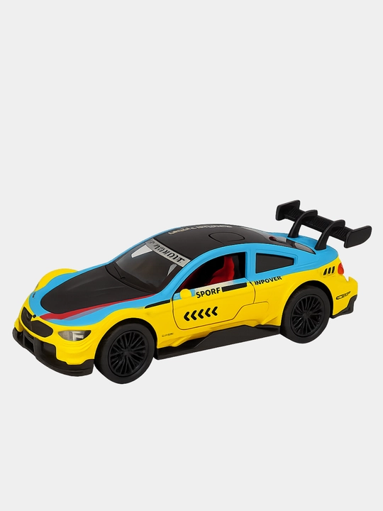 To'plamli metall avtomobil modeli 1:36
