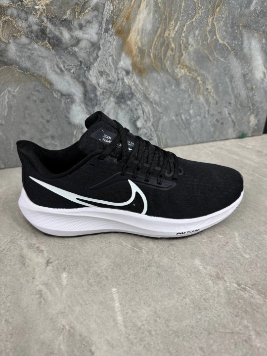 Nike Air Zoom Pegasus – Sport va dam olish uchun universal erkaklar krossovkalari - 