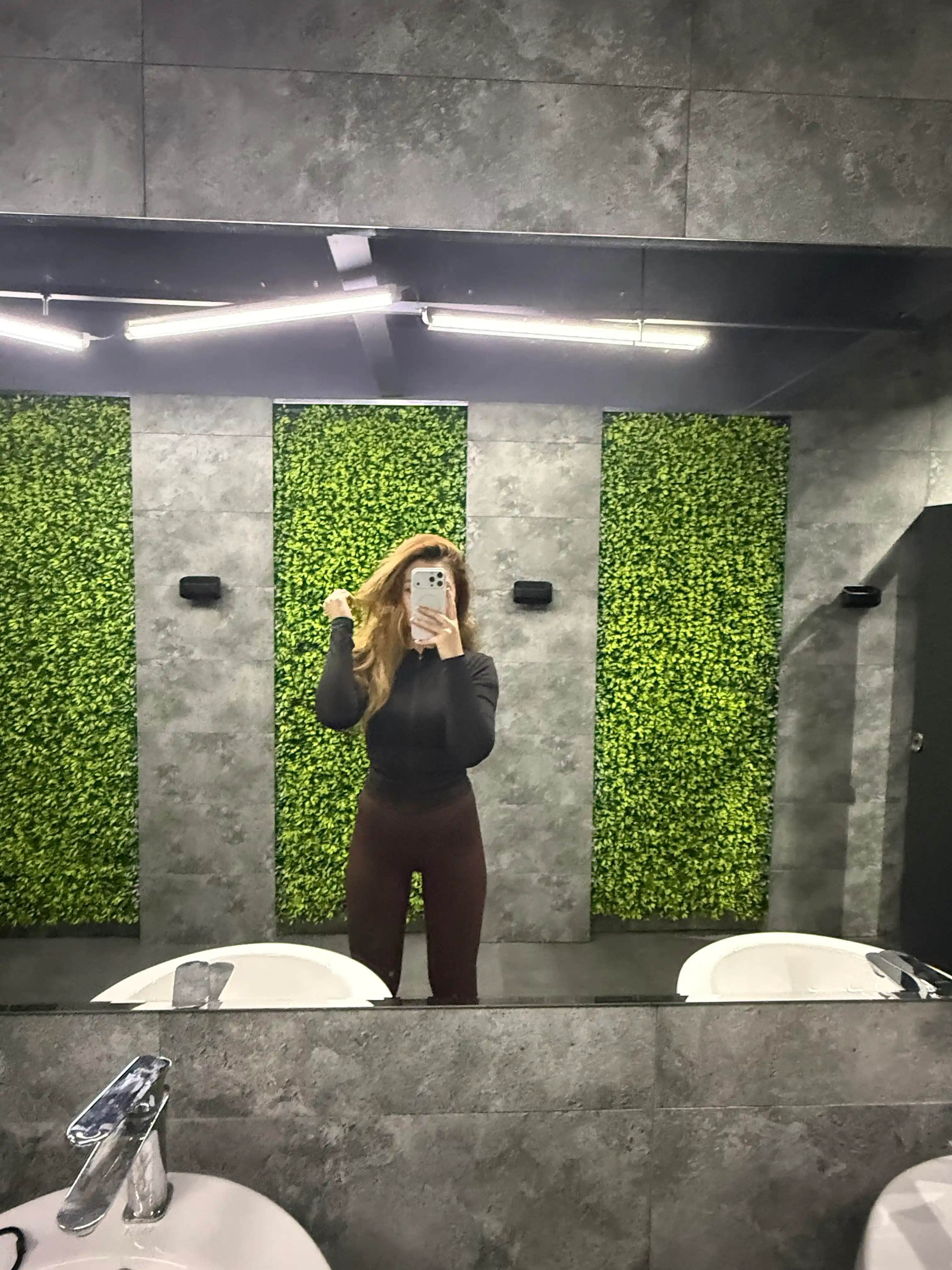 Ayollar uchun bel qismi baland, "push-up" effektli sport leginslari, fitnes leginslari