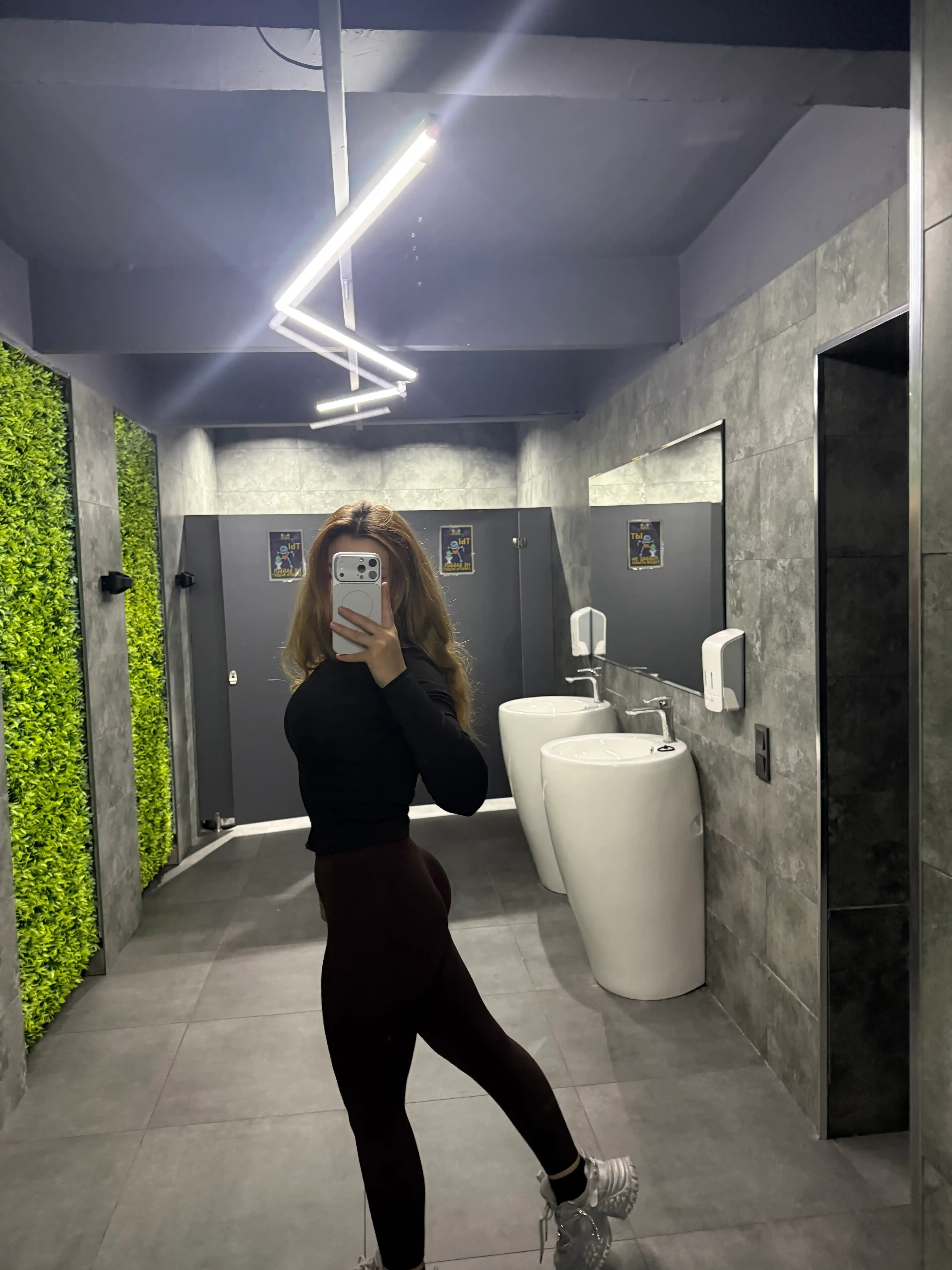 Ayollar uchun bel qismi baland, "push-up" effektli sport leginslari, fitnes leginslari