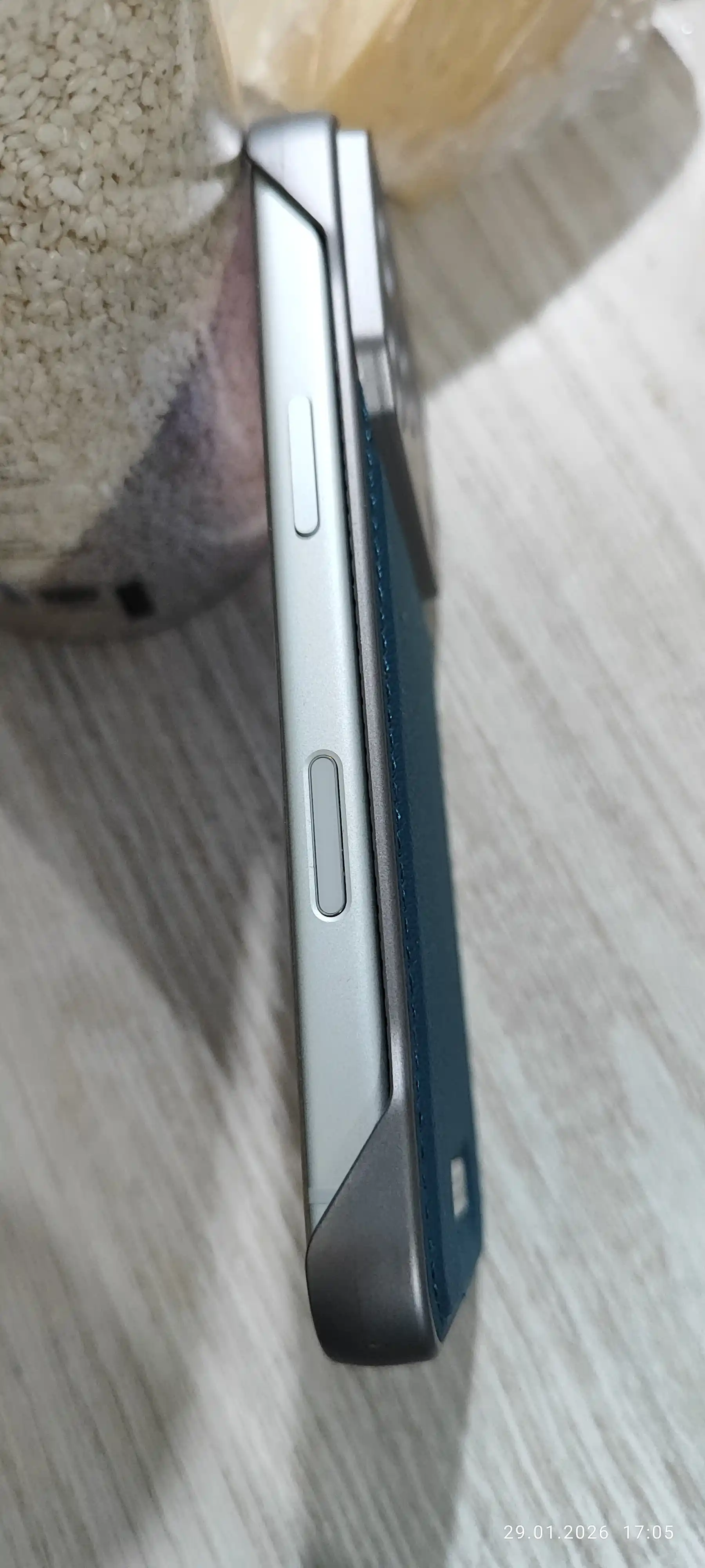 Кожаный пластиковый чехол с для iPhone 11, 12, 13, 14, 15, 16, 17 Pro/Max